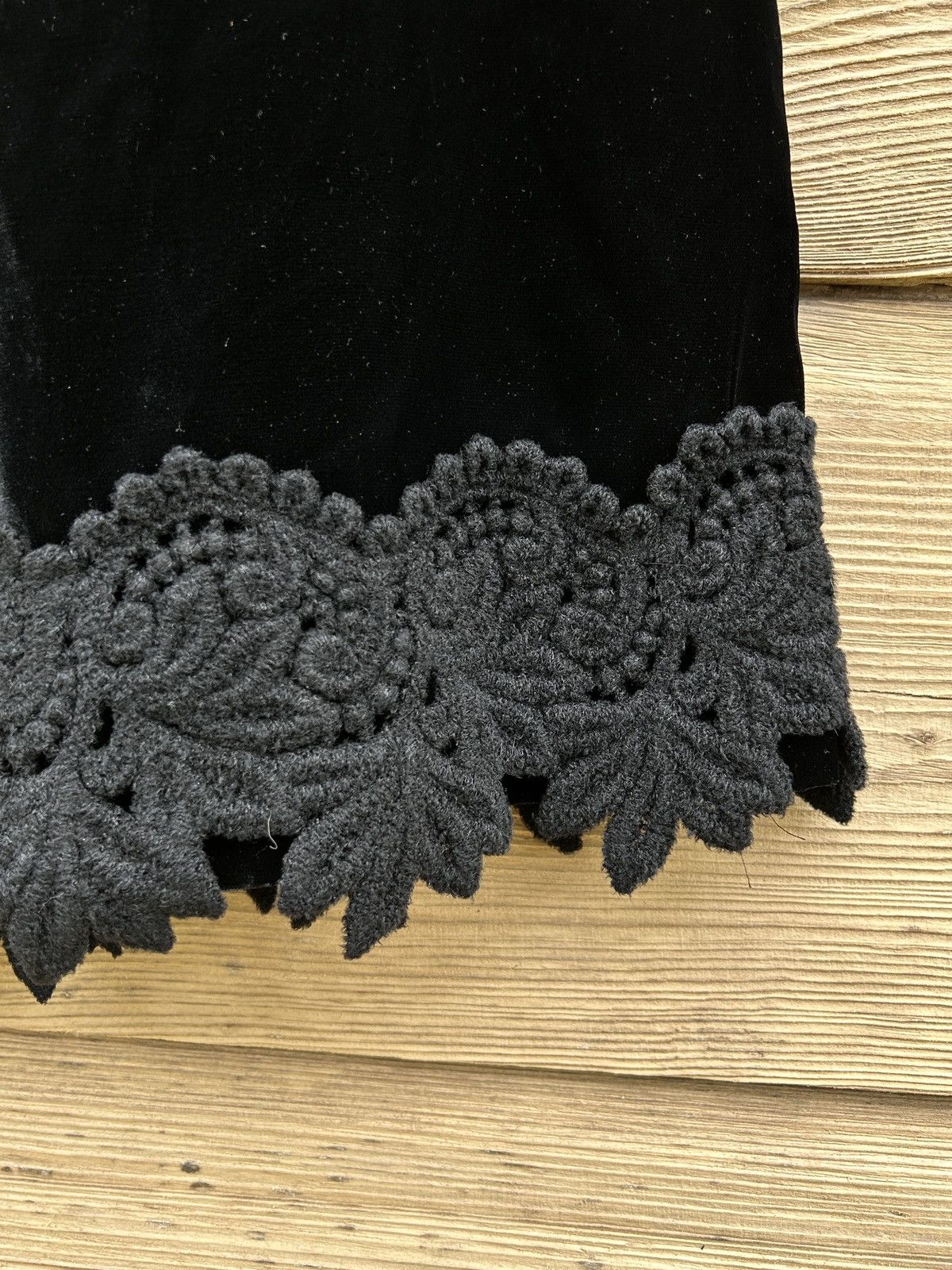 Dolce & Gabbana Vintage Dolce & Gabbana Velour Lace Blazer Skirt Set Bundle Size L / US 10 / IT 46 - 10 Thumbnail