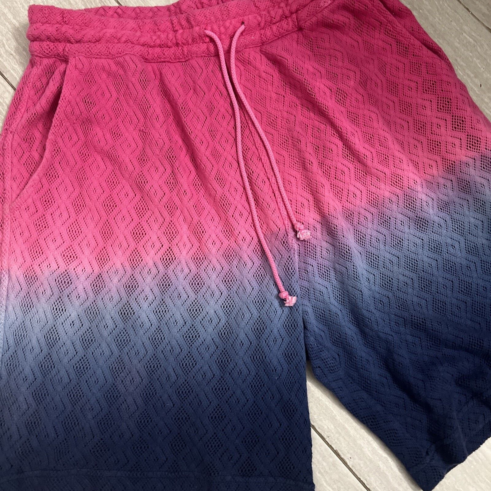 & Other Stories × AGL AGR PLAYFUL POWER UNISEX - SHORTS Size M Size US 30 / EU 46 - 2 Thumbnail