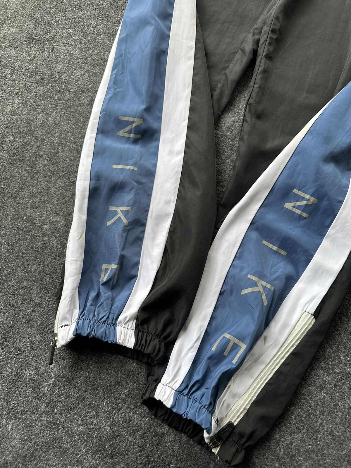 Vintage Vintage 90s Nike Nylon Track Pant D258 Size US 30 / EU 46 - 3 Thumbnail