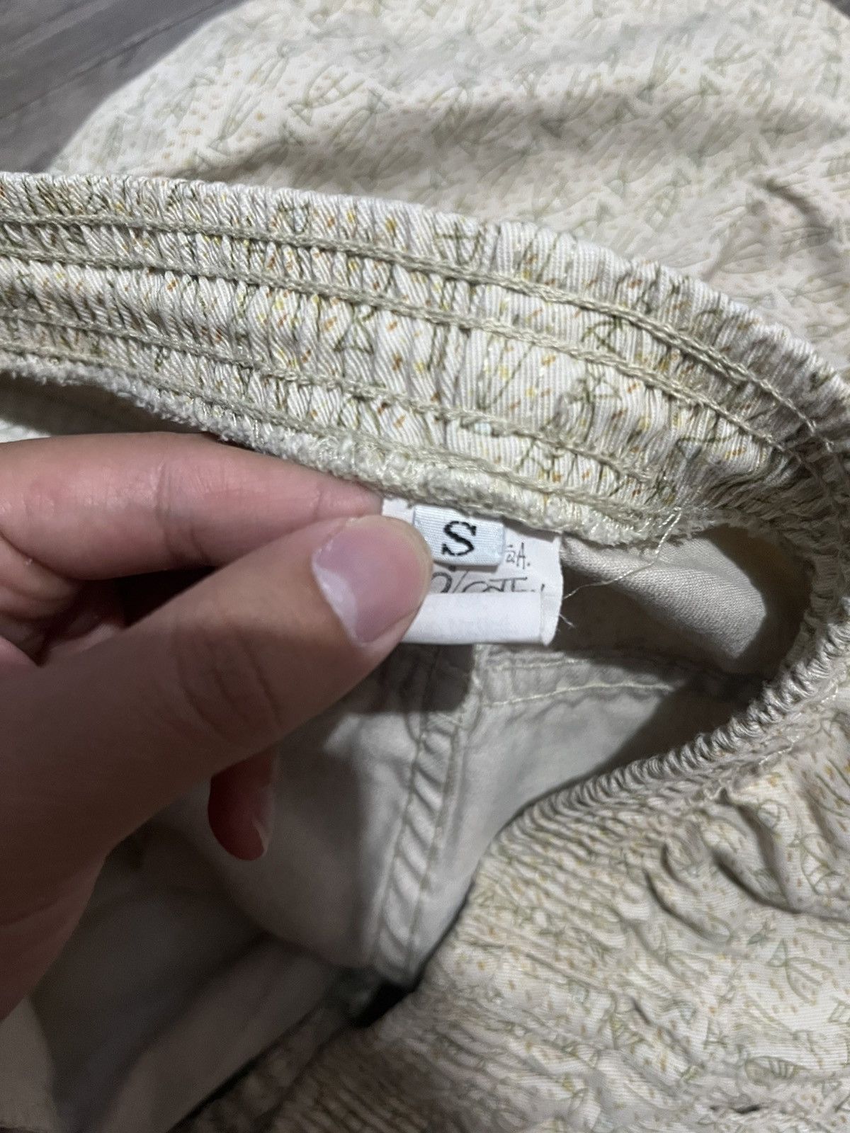 Stussy × Vintage VINTAGE OG 1980s Stussy fish bone pattern beige shorts Size US 28 / EU 44 - 7 Thumbnail