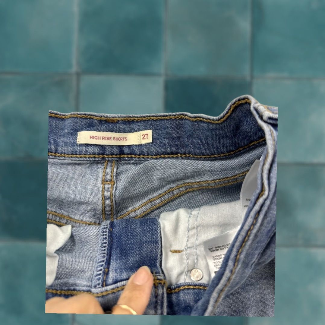 Levi's Levi's High Rise Cut Off Denim Shorts Women's Blue 27 Classic Festival Style Size 27" / US 4 / IT 40 - 4 Thumbnail