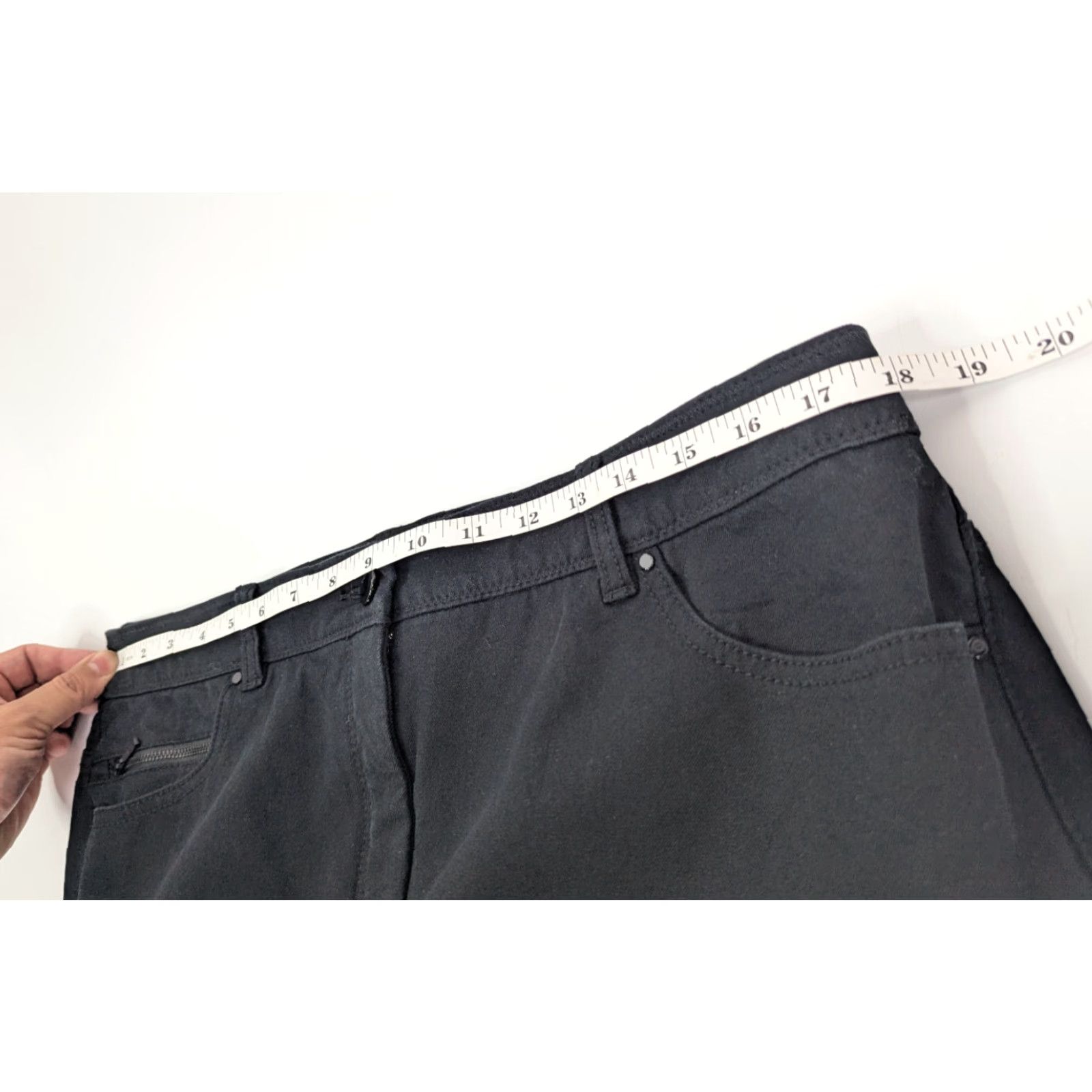 Vintage Chicos Women Slimming Ankle Pants Size L Black Stretch Cotton Rayon Spandex Twill Flat Front Moderate Modern Business Casual Size 36" / US 14 / IT 50 - 7 Thumbnail