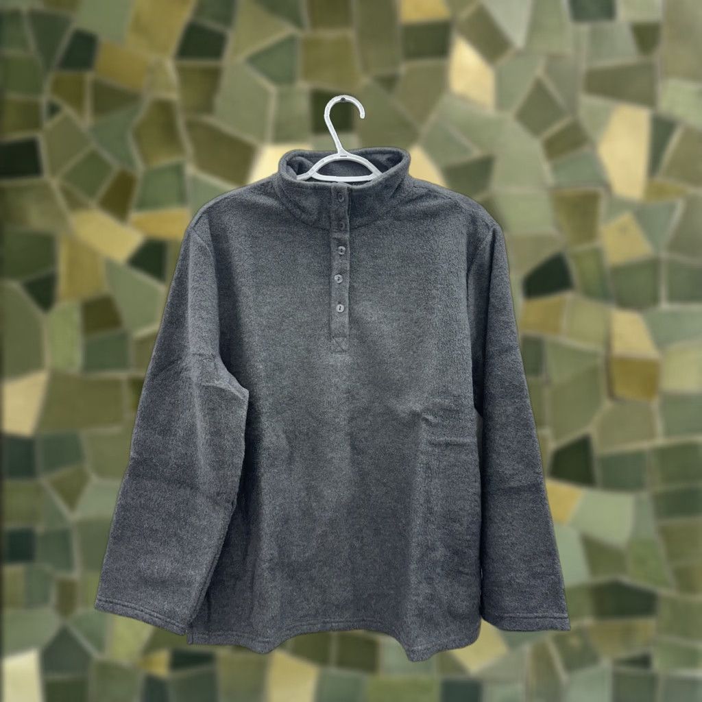 Vintage Anthony Richards Womens Pullover Size Petite XL Gray Long Sleeve Henley Fleece Shirt Womens Regular Polyester T-Shirt Size XL / US 12-14 / IT 48-50 - 1 Thumbnail