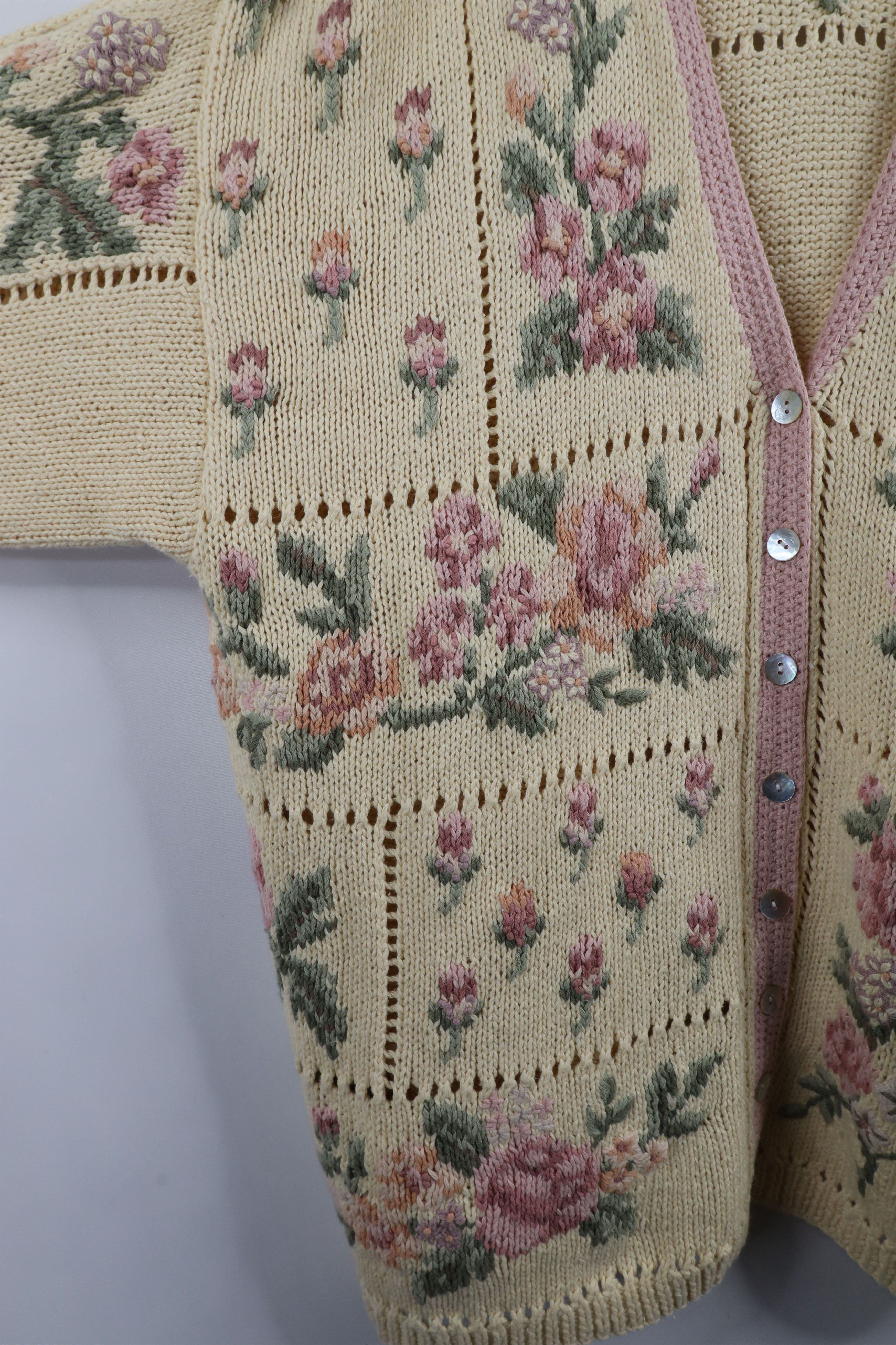 Vintage Vintage 90s Streetwear Flower Floral Button Cardigan Sweater Size XXL / US 16-18 / IT 52-54 - 7 Thumbnail