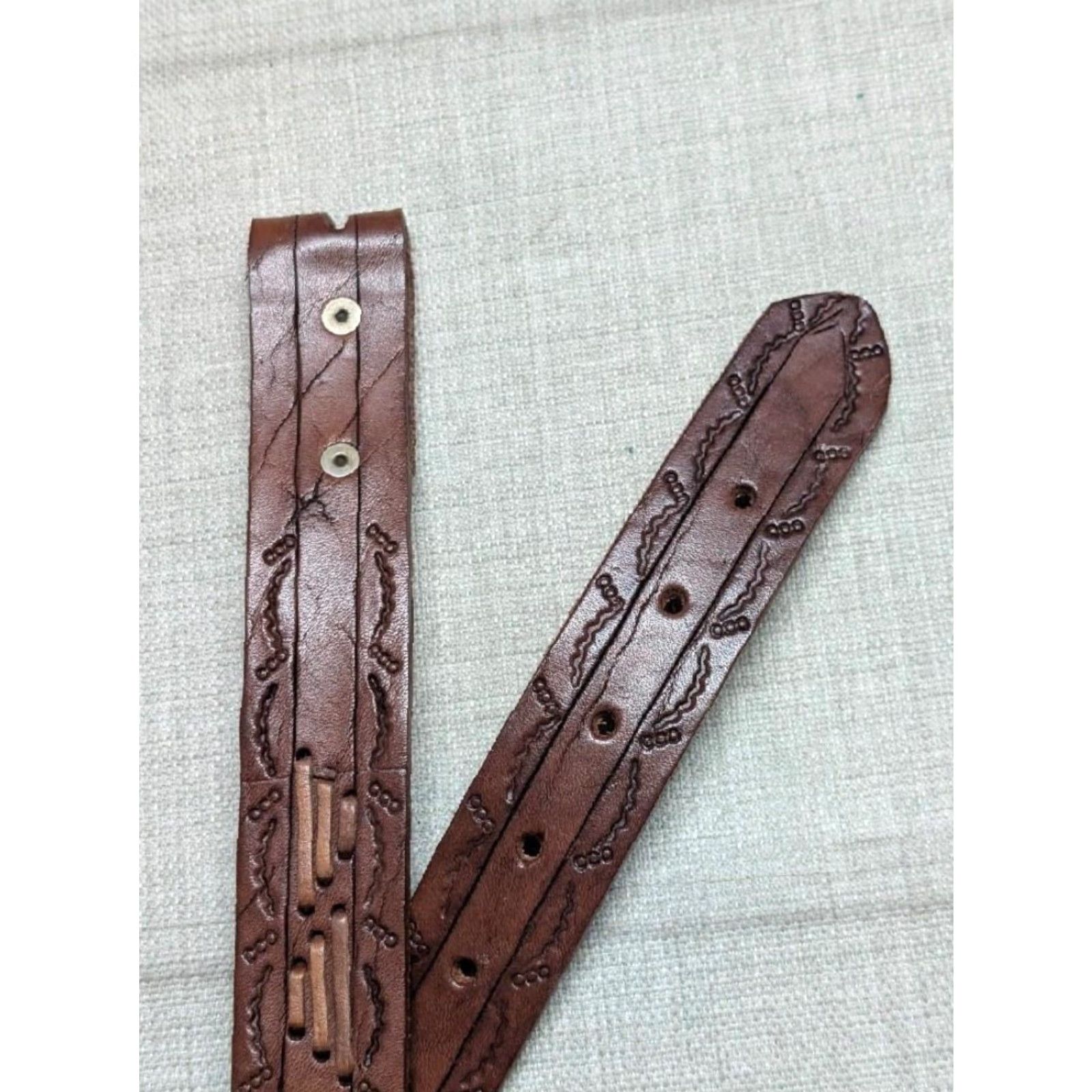 Vintage VINTAGE Handcrafted western belt Tooled cowhide leather 42 belt 1-1/2" brown Men's Casual Cowboy Belt Size 42 - 3 Thumbnail