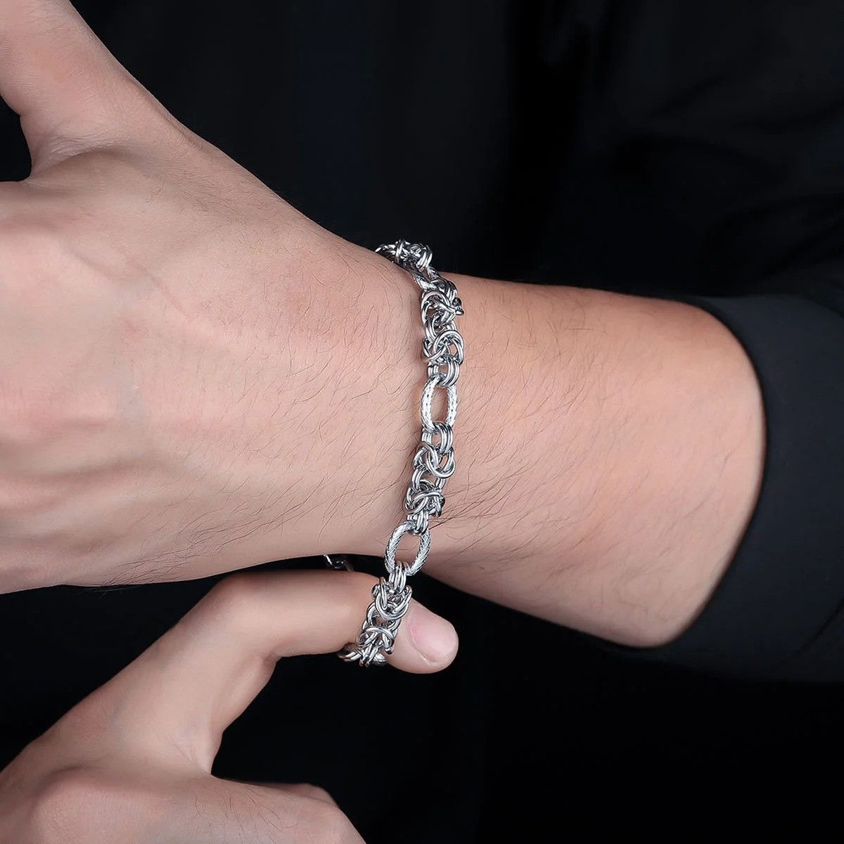 Vintage Retro Stainless Steel Cuban Link Chain Bracelet Size ONE SIZE - 1 Thumbnail