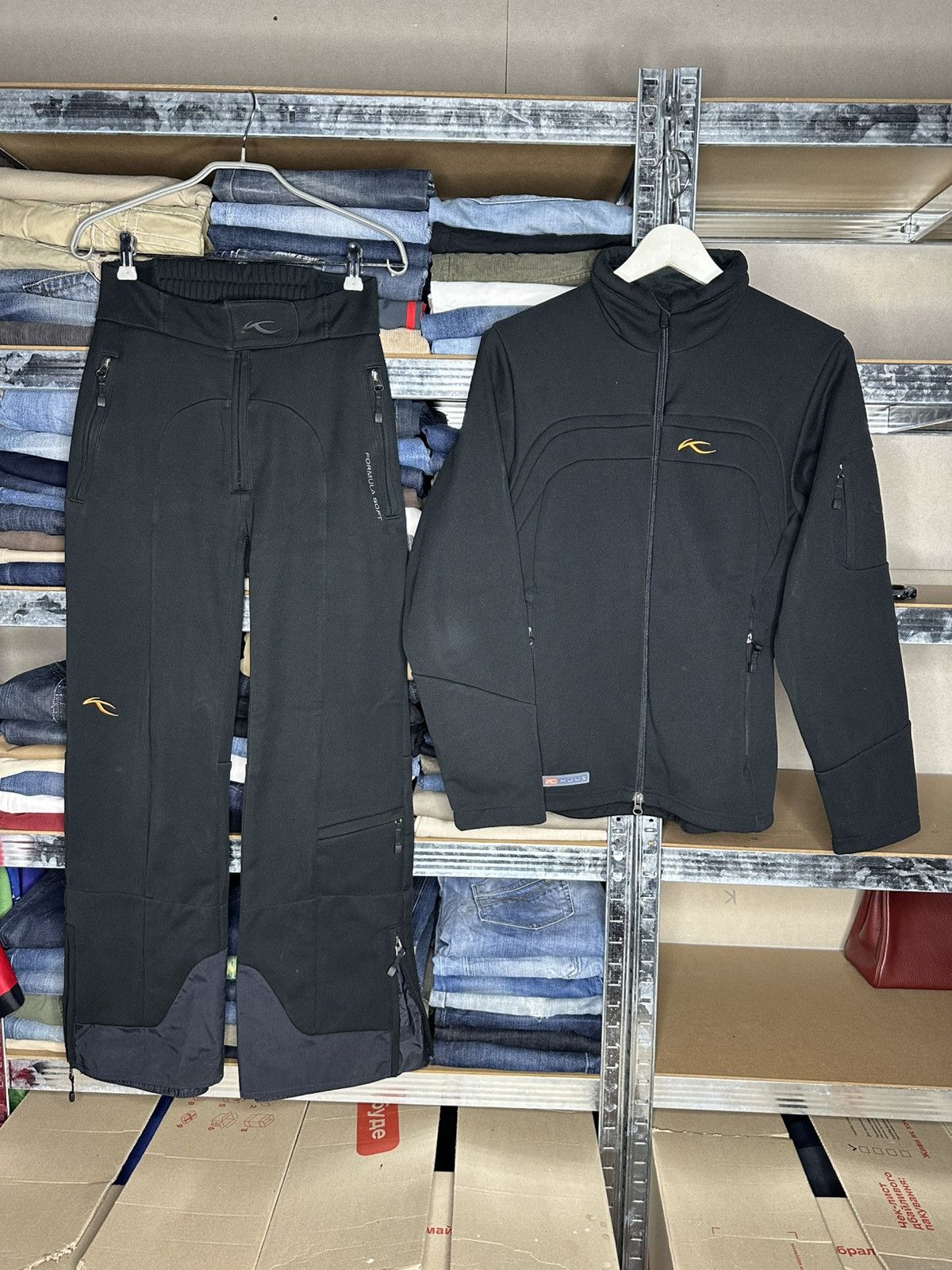 KJUS KJUS Systems Ski Jacket (M), Pants (S) Set Formula Soft Suit Size M / US 6-8 / IT 42-44 - 1 Thumbnail