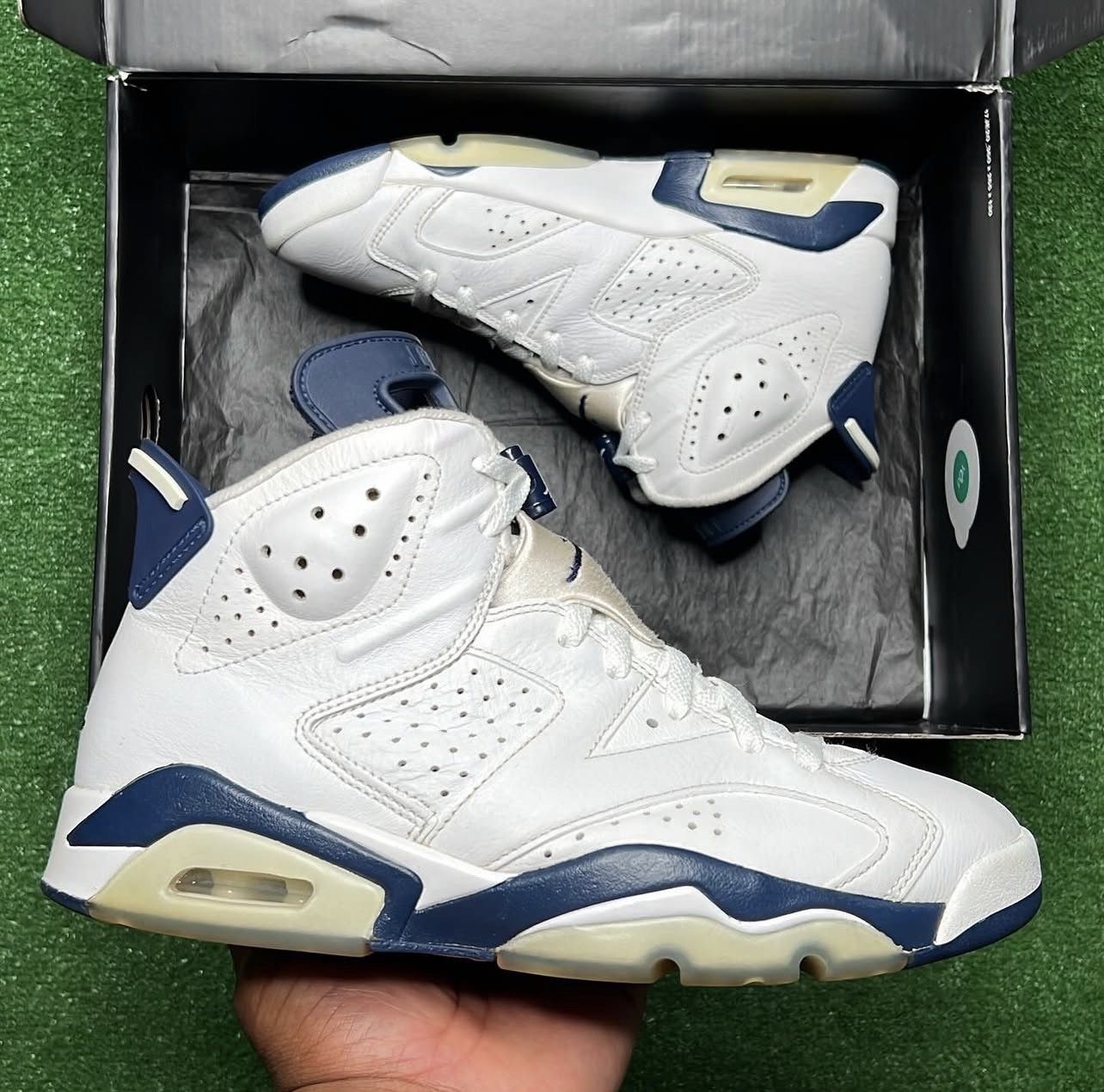 Jordan Brand Air Jordan 6 Retro ‘Midnight Navy’ 2022 Size US 8.5 / EU 41-42 - 3 Thumbnail