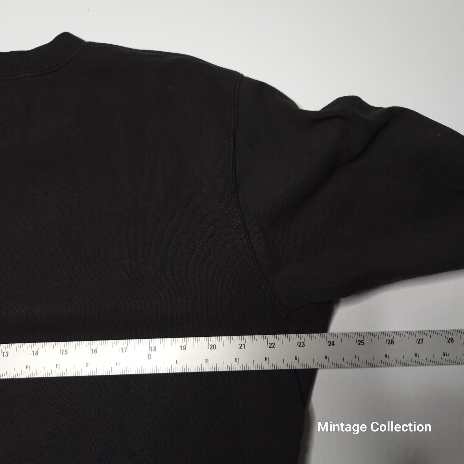 Undefeated VINTAGE UNDEFEATED BLACK HEAVY WEIGHT PULLOVER SWEATSHIRT M Size US M / EU 48-50 / 2 - 8 Thumbnail
