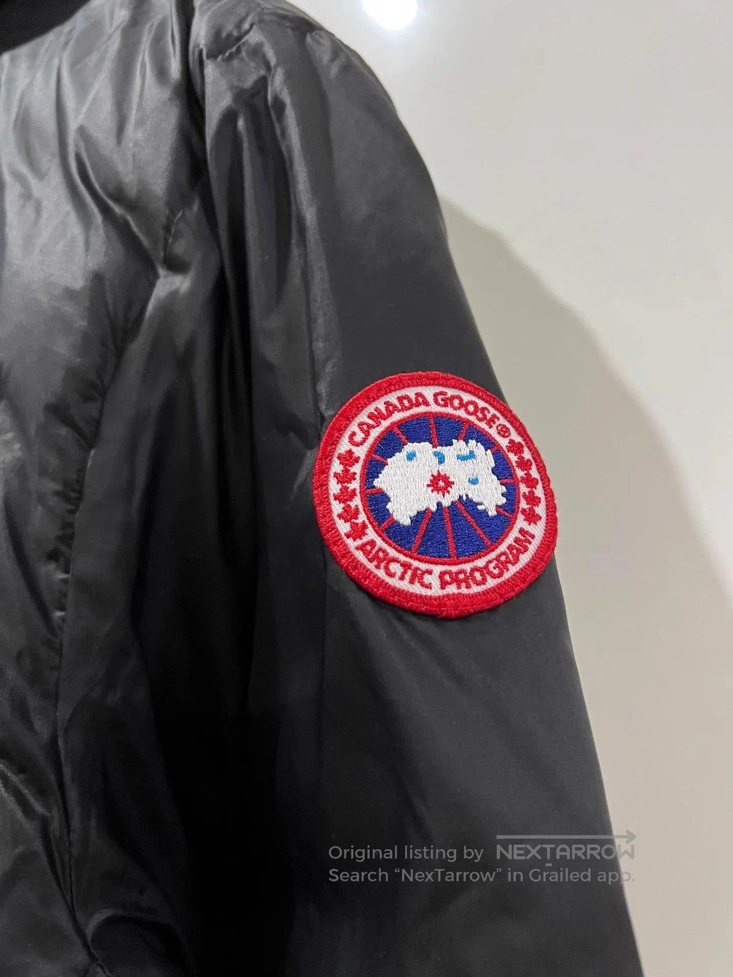 Canada Goose Black Puffer Jacket with Hood - Size L. Size US L / EU 52-54 / 3 - 3 Thumbnail