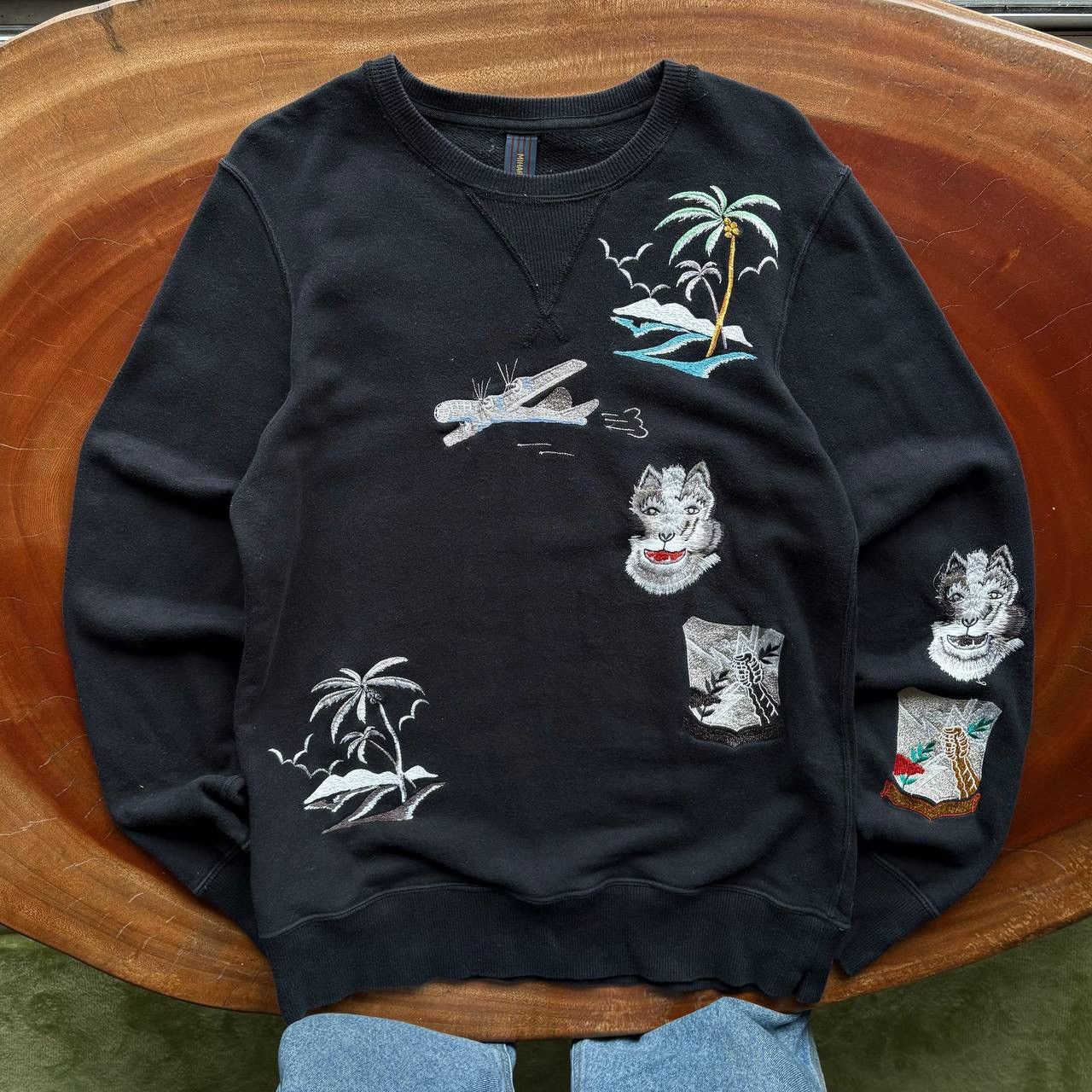 Maison MIHARA YASUHIRO 2017 Mihara Yasuhiro Embroidered Black Sweatshirt Size US M / EU 48-50 / 2 - 1 Thumbnail