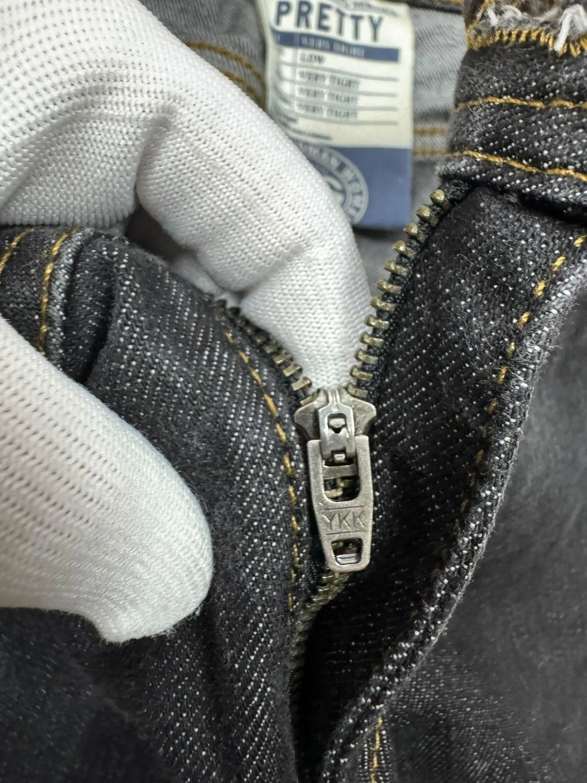 Dolce & Gabbana Dolce & Gabbana Vintage Jeans Ankle Zip Crop size 30 Size 30" / US 8 / IT 44 - 15 Thumbnail