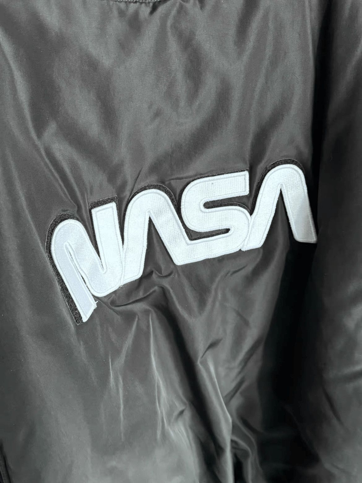 Balenciaga Balenciaga Sz 46 Balenciaga NASA Space Puffer Bomber-2506 Size US S / EU 44-46 / 1 - 6 Thumbnail