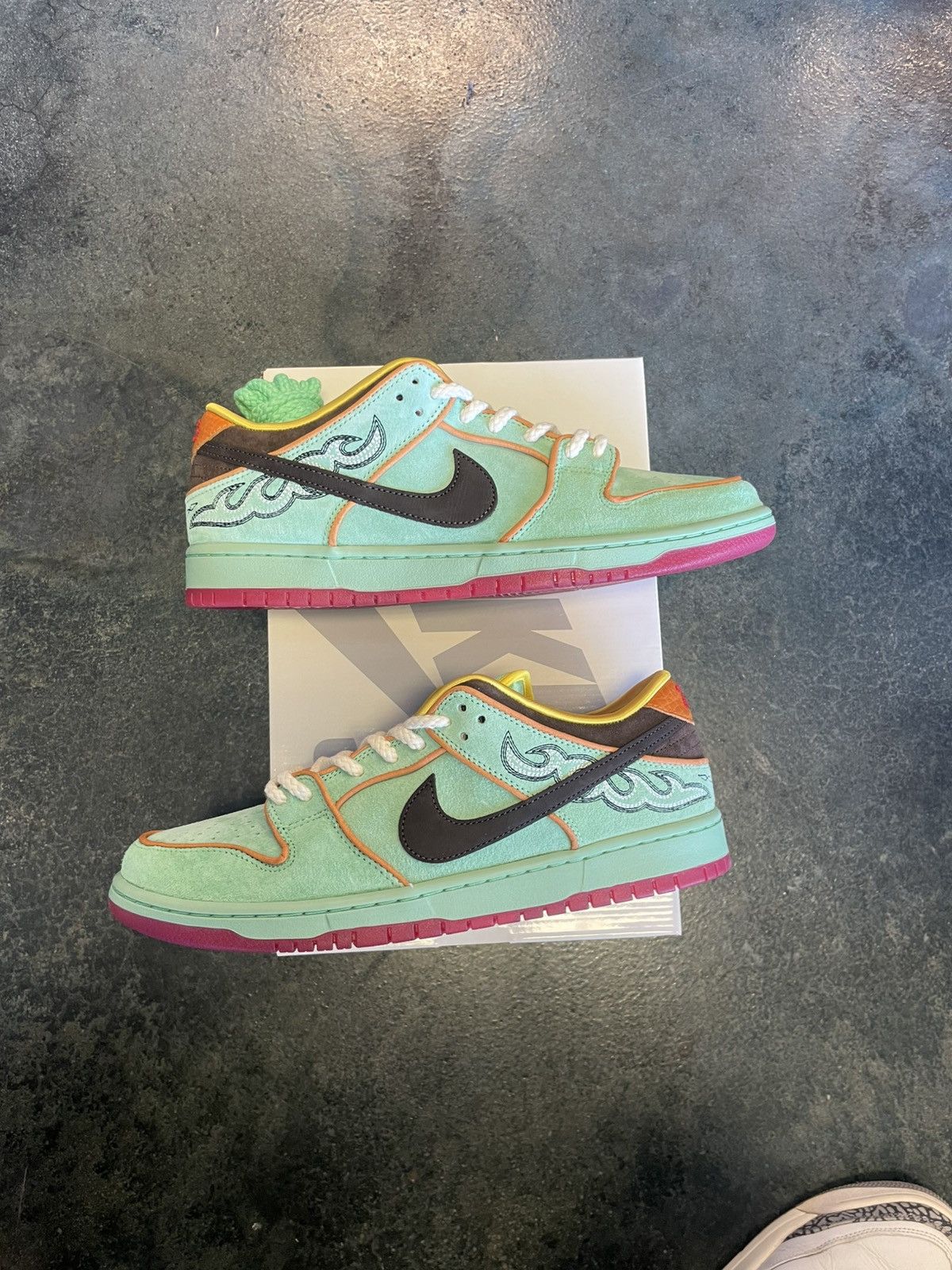 Nike SB Dunk Low SB Rodeo Size US 12 / EU 45 - 1 Thumbnail