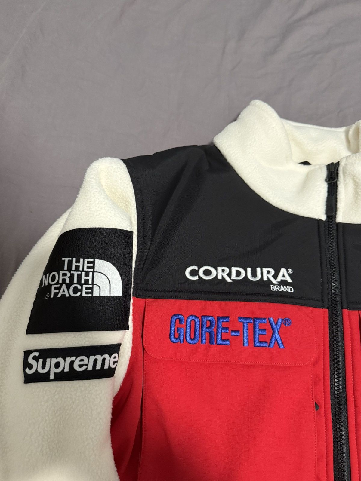The North Face Supreme tnf north face expedition fleece jacket white red Size US S / EU 44-46 / 1 - 3 Thumbnail