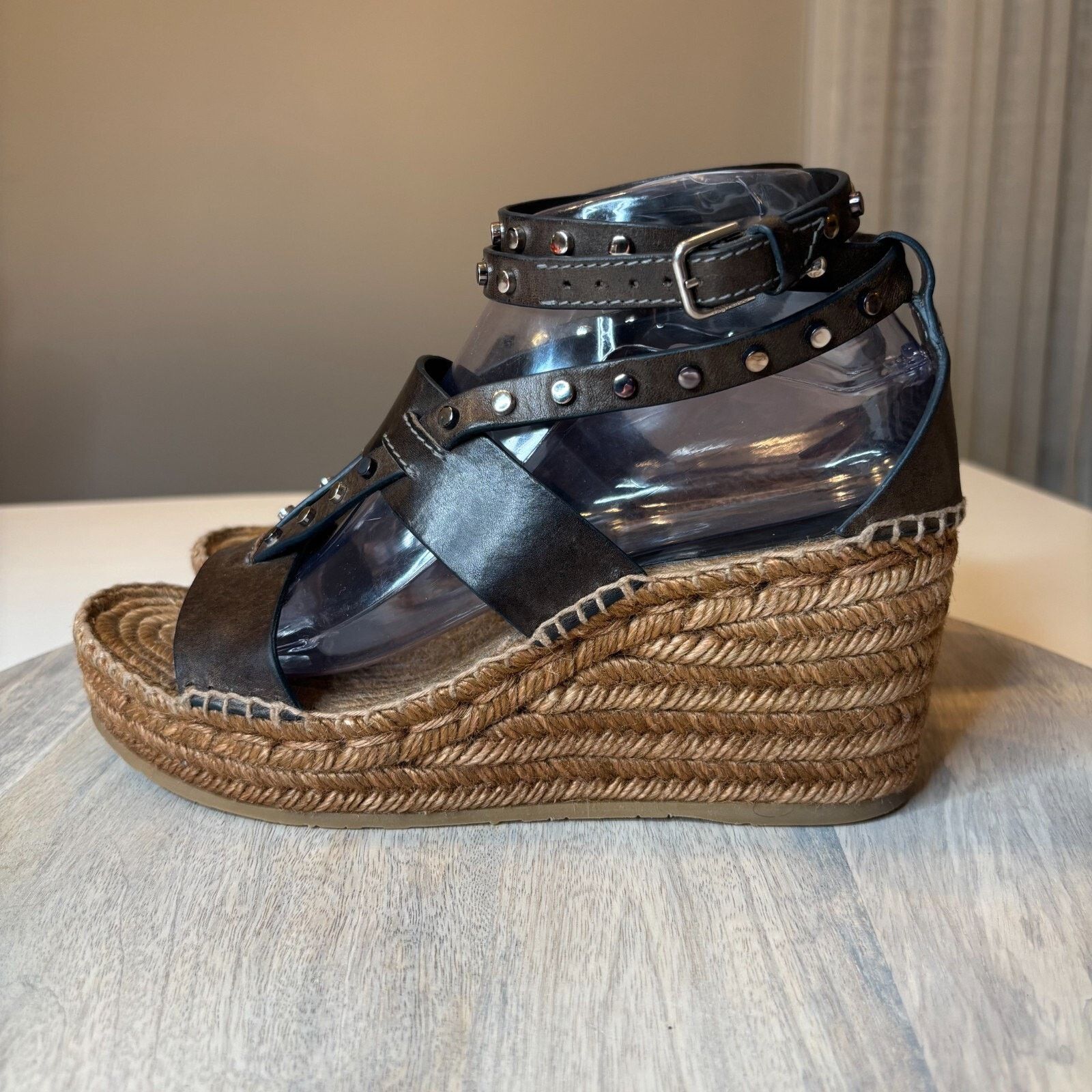 Jimmy Choo Jimmy Choo Raffia Stud Danica Wedge Sandals US Size 8 EU 38 Size US 8 / IT 38 - 4 Thumbnail