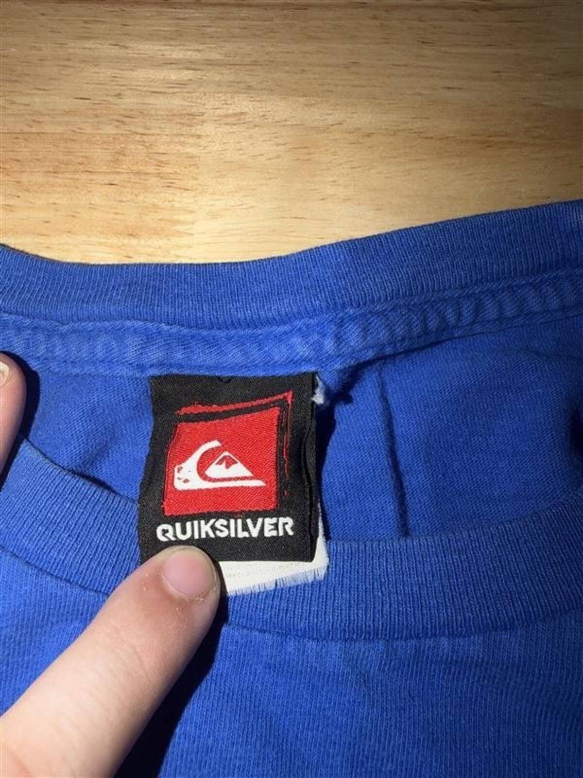 Quiksilver Quiksilver Graphic T-Shirt Size L 2010s Surf Skate Blue Logo Size US L / EU 52-54 / 3 - 3 Thumbnail