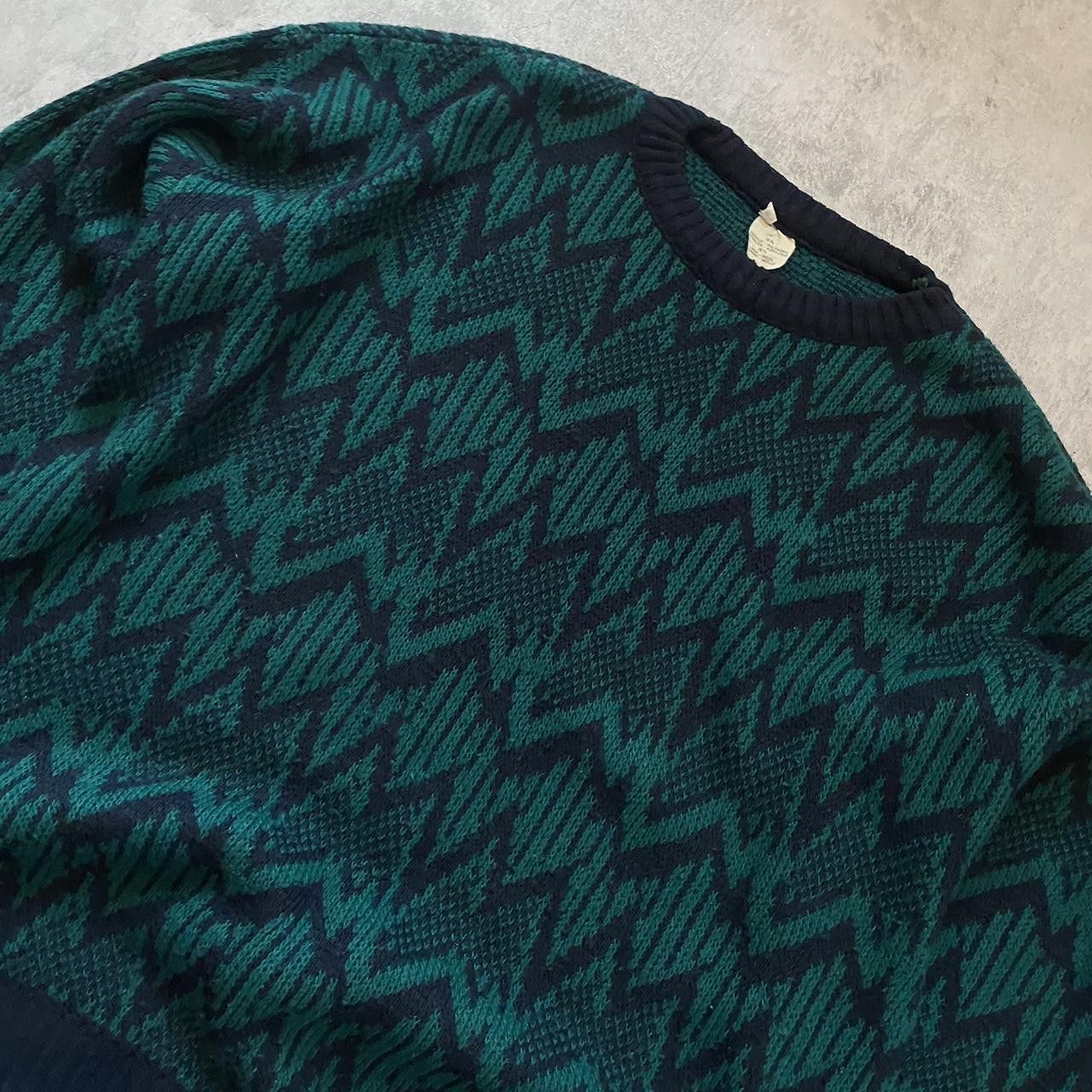 Other 80s vintage Wool green and Black zig zag pattern Size US L / EU 52-54 / 3 - 2 Thumbnail
