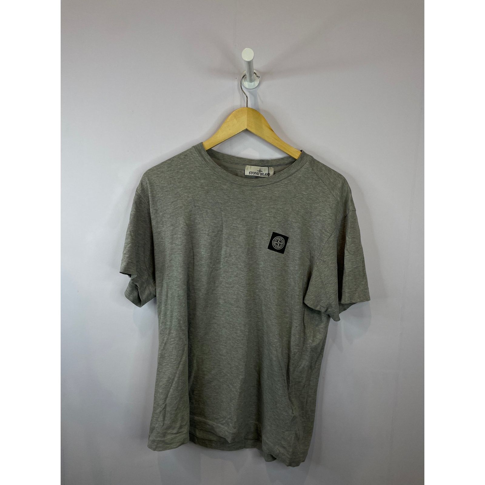 Stone Island Stone Island Tee Grey Used Medium Size US M / EU 48-50 / 2 - 1 Thumbnail