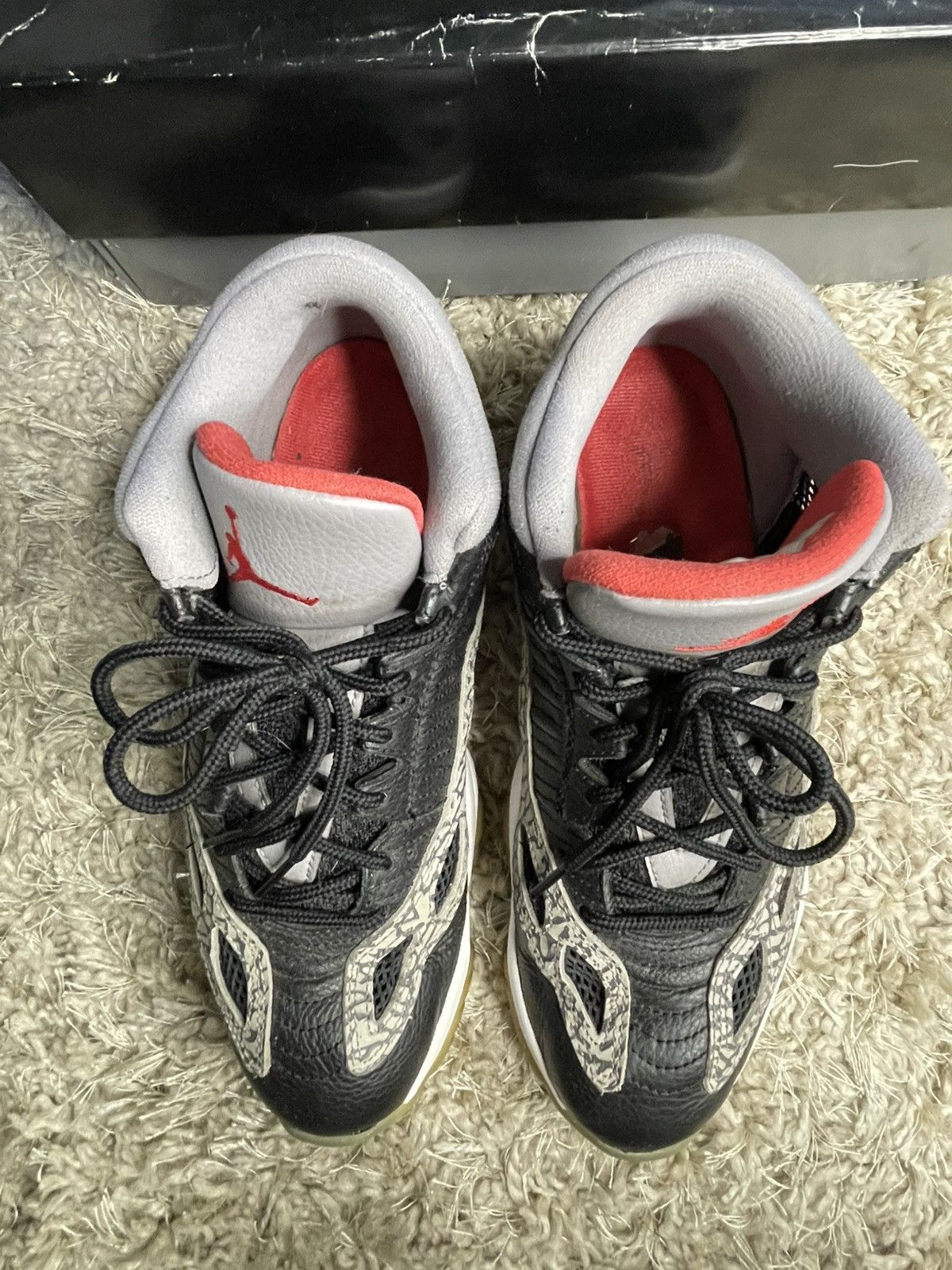 Jordan Brand Jordan 11 Low IE Black Cement Size US 9 / EU 42 - 5 Thumbnail