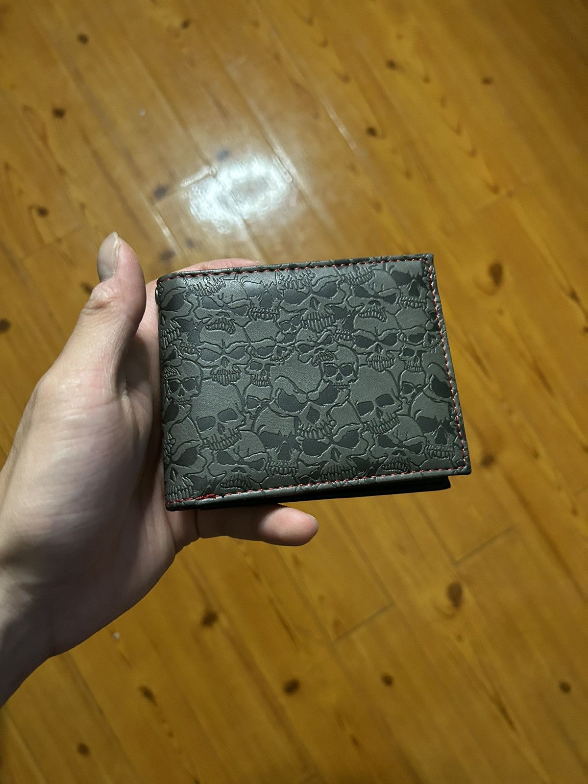 Japanese Brand × Vintage O25 - Engraved Skull Wallet Size ONE SIZE - 1 Thumbnail