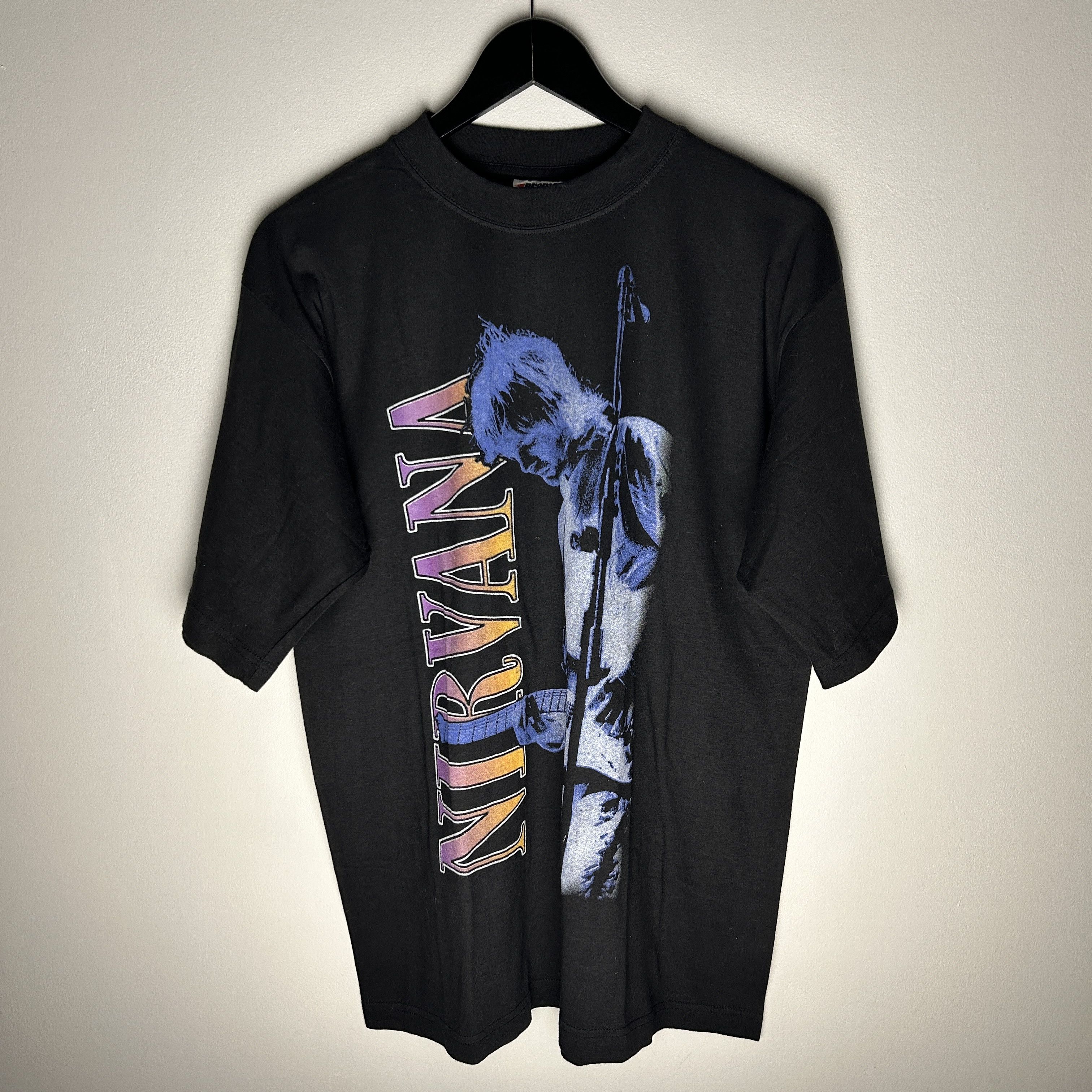 Band Tees Vintage Nirvana 90’s Band T-shirt Size US L / EU 52-54 / 3 - 1 Thumbnail