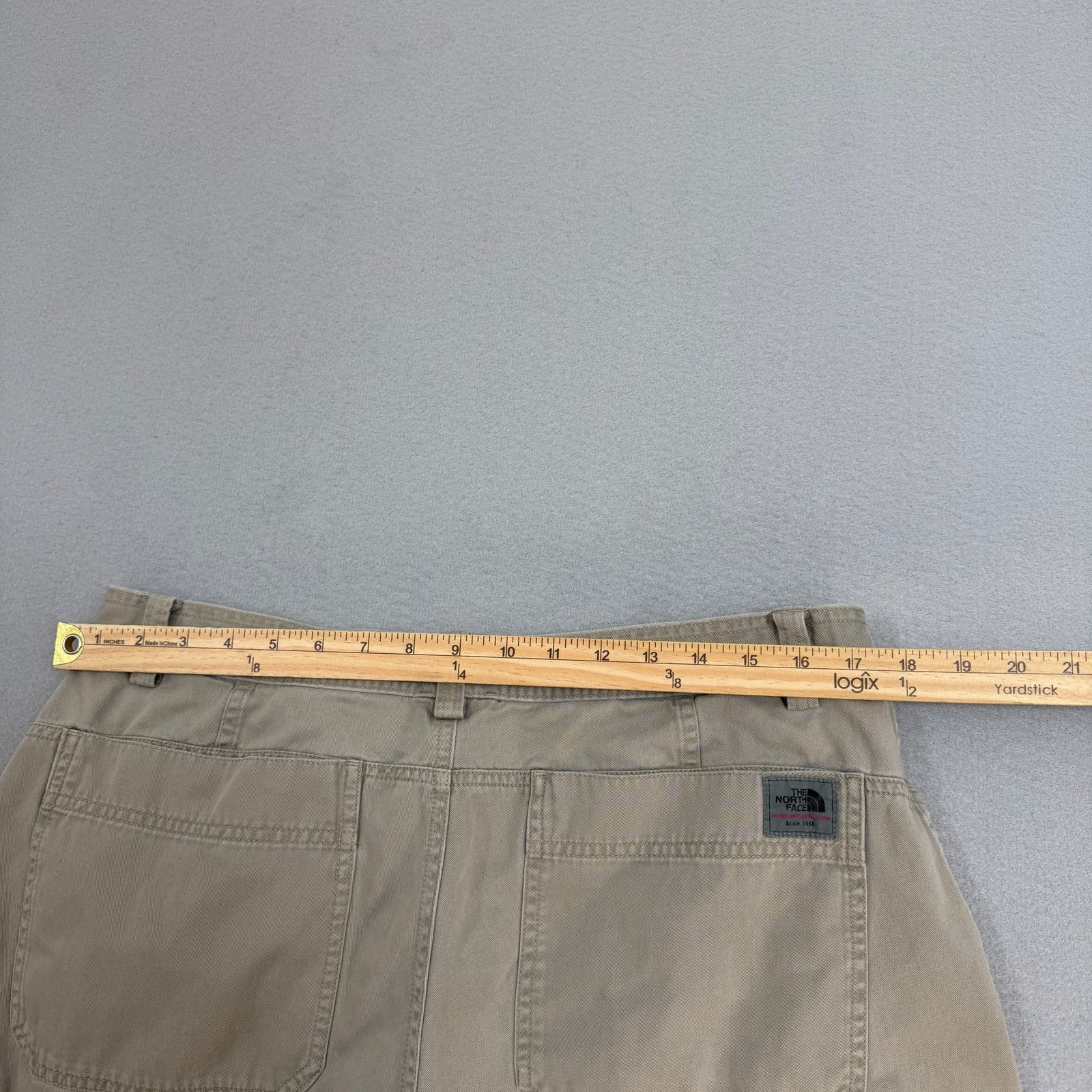 The North Face The North Face Shorts Men's 36 Tan Khaki 11" Inseam Hiking Size US 36 / EU 52 - 7 Thumbnail