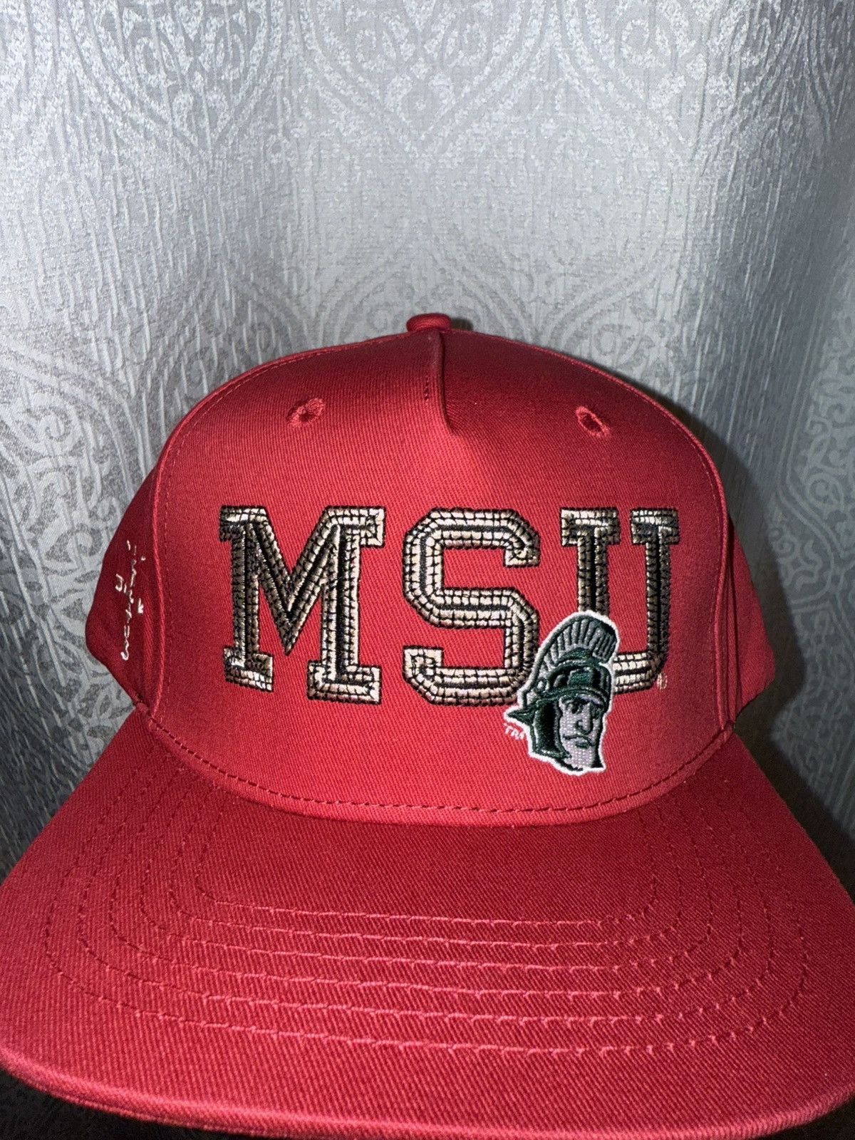 Mitchell & Ness × Travis Scott Travis Scott x Michigan State Size ONE SIZE - 3 Thumbnail