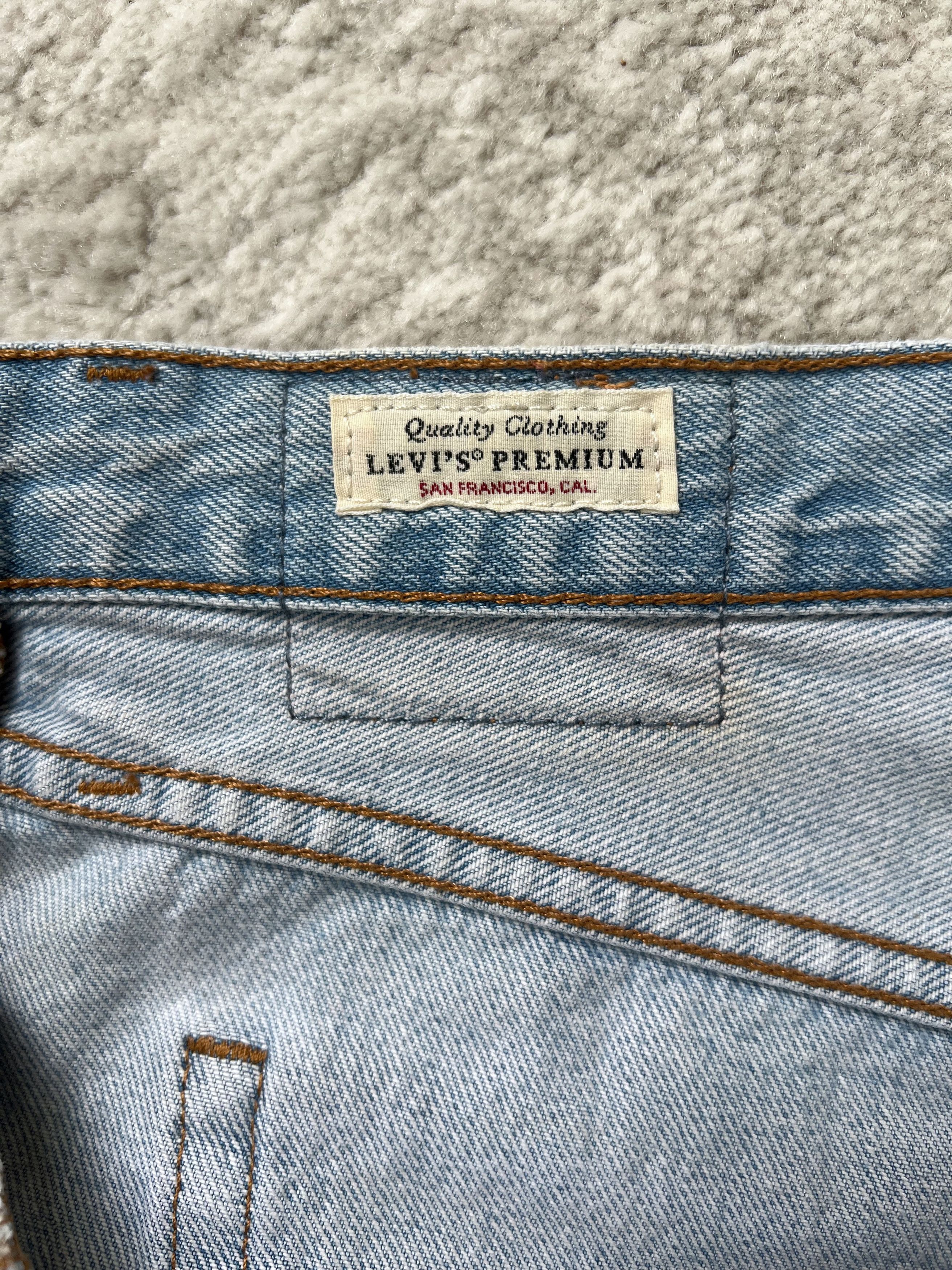 Levi's Levi’s 501 High Rise Cut-Off Women Denim Shorts 30"-31" Size 30" / US 8 / IT 44 - 14 Thumbnail