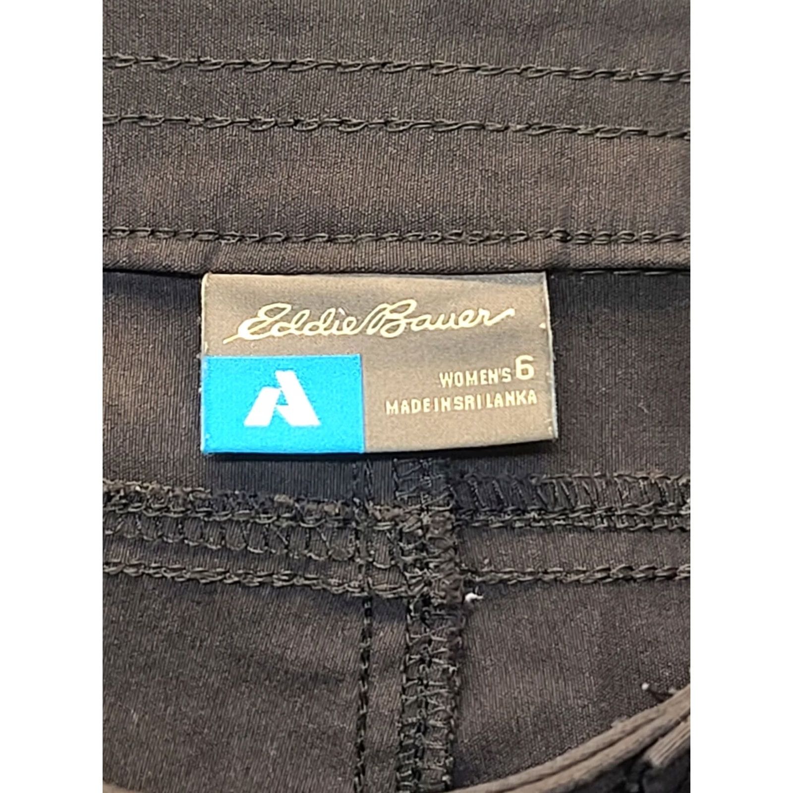 Eddie Bauer Eddie Bauer Capris Womens 6 First Ascent Cargo Regular Fit Outdoors Hiking Capris pants Black Nylon Spandex Canvas 20 in inseam 30 in waist Womens Size ONE SIZE - 2 Thumbnail
