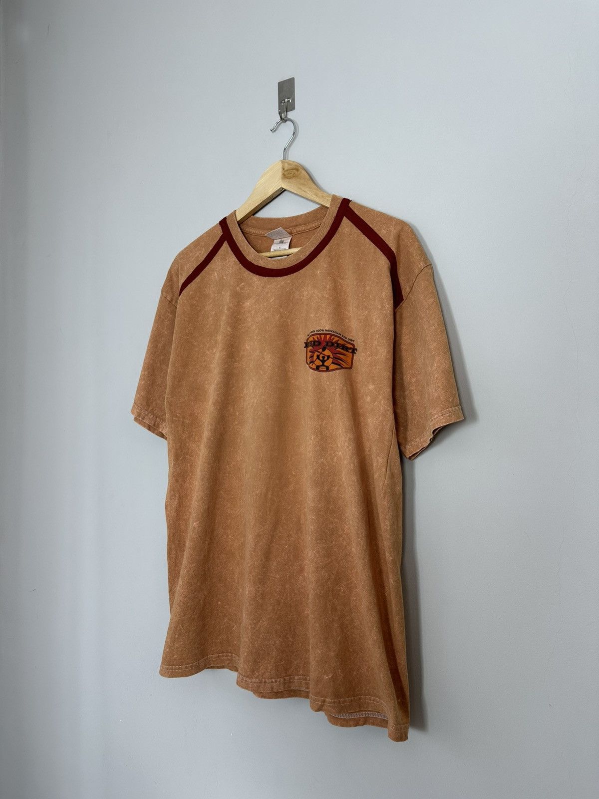 Gildan Red Dirt Hawaii Washed Brown Tee L USA Size US L / EU 52-54 / 3 - 3 Thumbnail