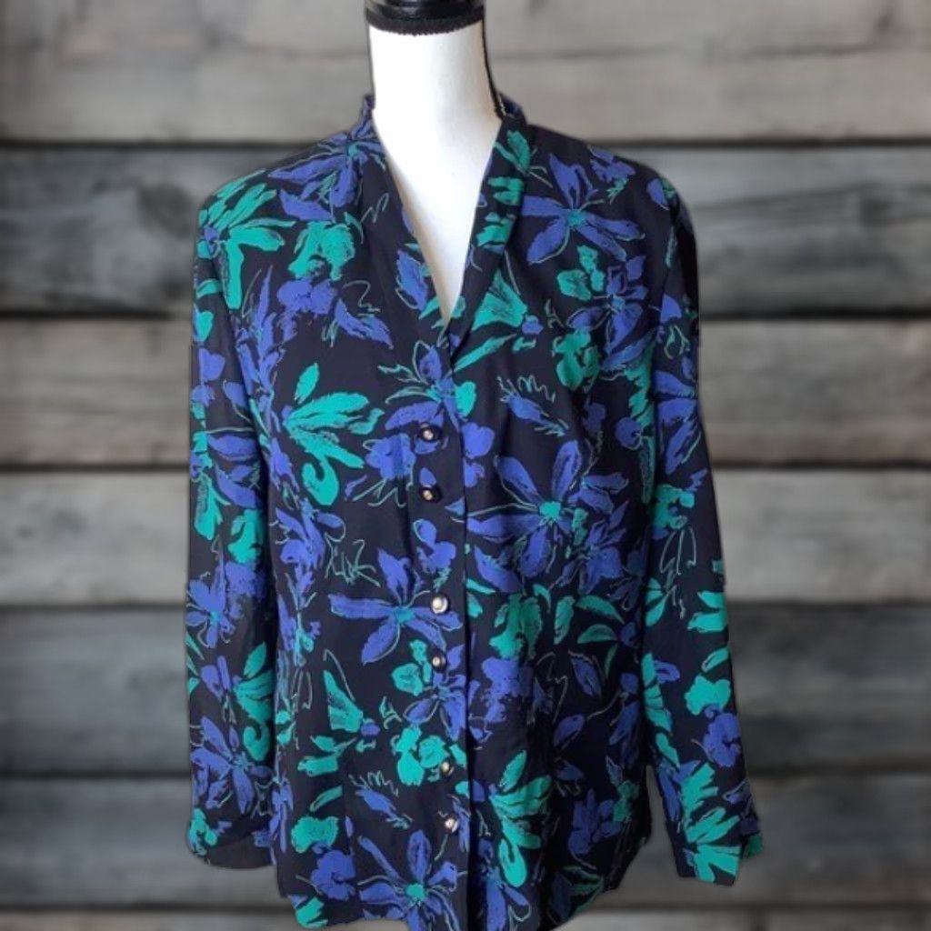 Vintage VINTAGE Blue Floral Lightweight Blazer Women’s M/L Chiffon 80s 90s Party/Cocktail Button Hipster Retro Womens Blazer Size M / US 6-8 / IT 42-44 - 1 Thumbnail
