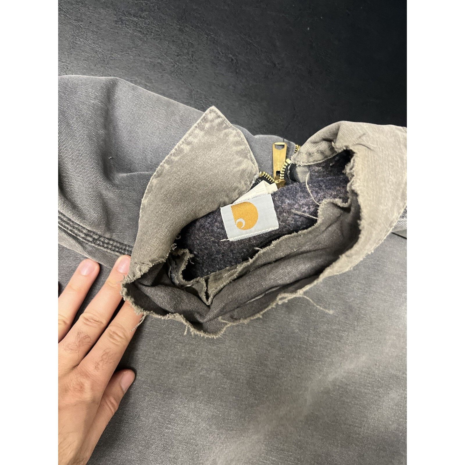 Carhartt Carhartt Detroit Jacket J97 PTL Stone Grey Size XXL Y2K VTG Size US XXL / EU 58 / 5 - 23 Thumbnail