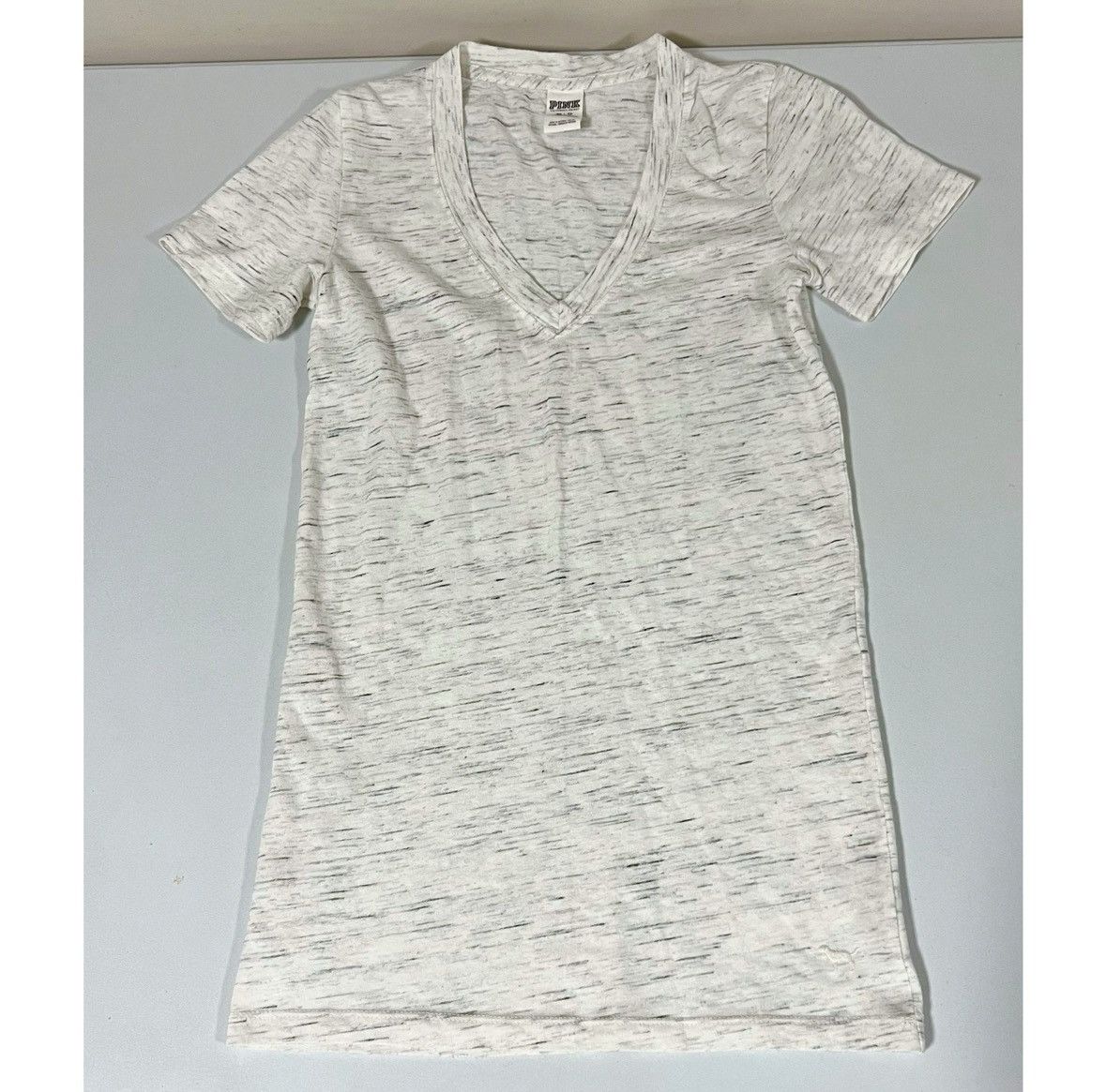 Victoria's Secret Victoria’s Secret PINK Marled V-Neck T-Shirt Top Tee XS 🩶 Size XS / US 0-2 / IT 36-38 - 1 Thumbnail