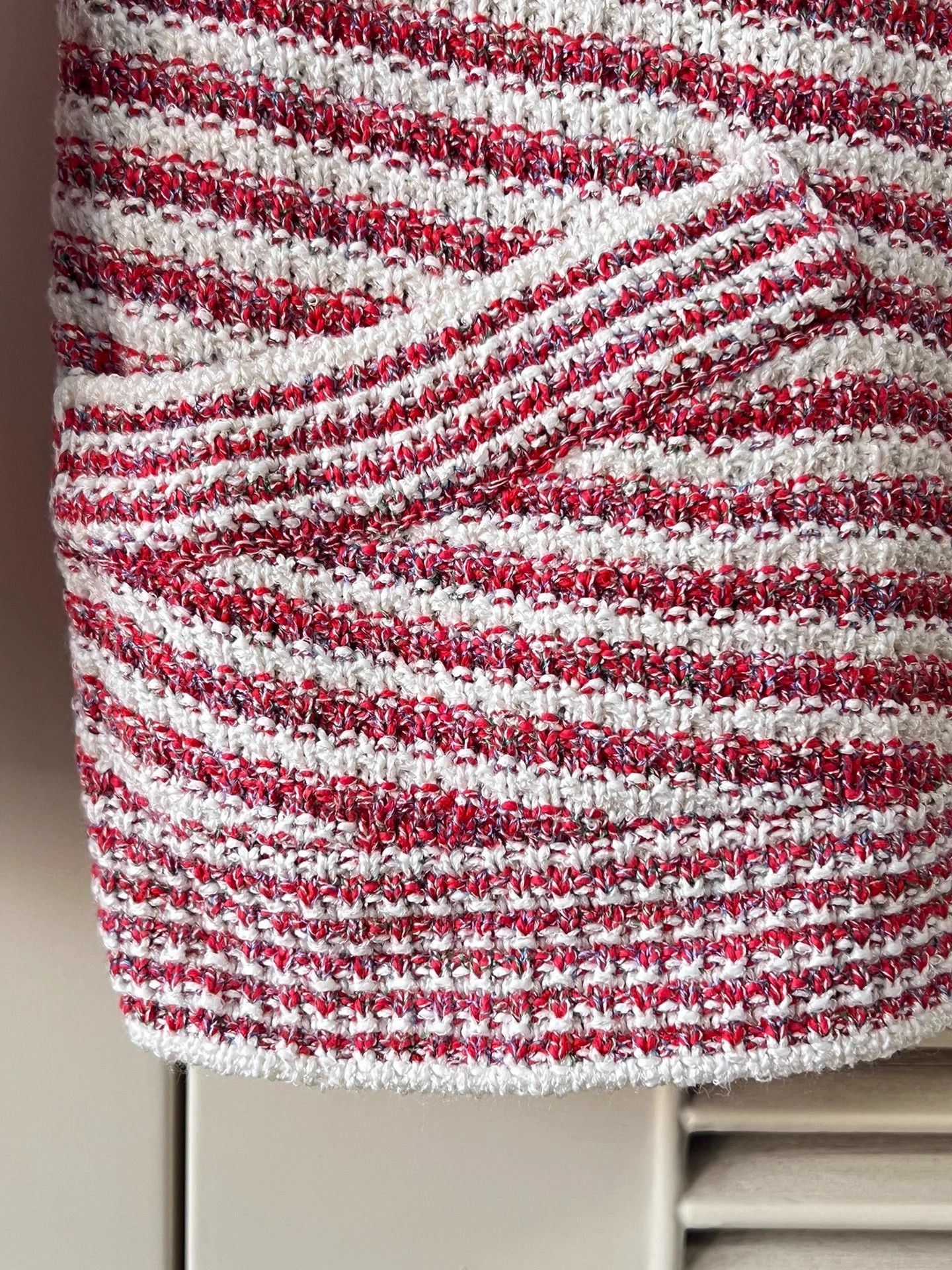 Chanel Chanel Red & White Stripe Crewneck Cardigan 36 Size XS / US 0-2 / IT 36-38 - 6 Thumbnail