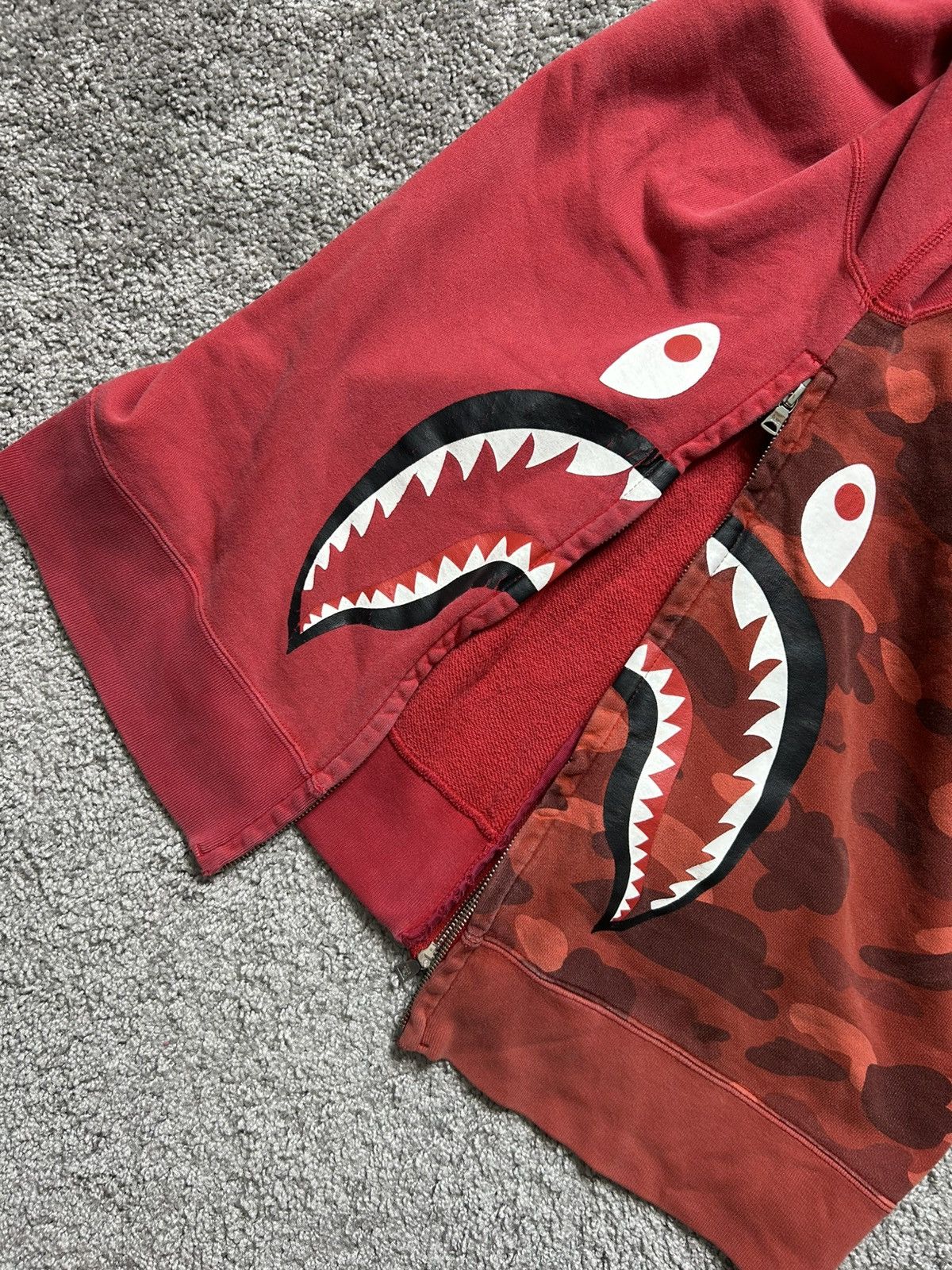 Other Bape Shark Wide Side Zip Camo Pullover Hoodie WGM Size US L / EU 52-54 / 3 - 4 Thumbnail