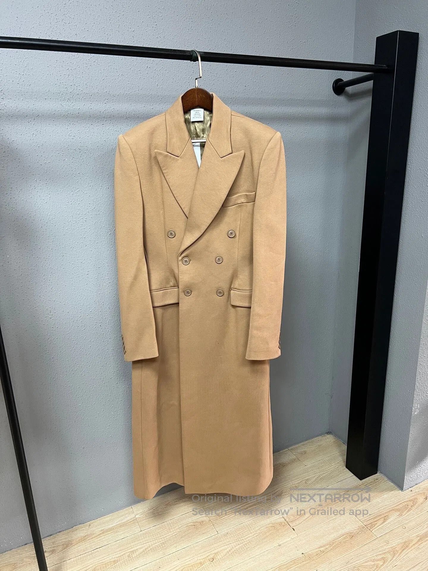 Vetements khaki long coat by Vtements. Size S / US 4 / IT 40 - 1 Thumbnail