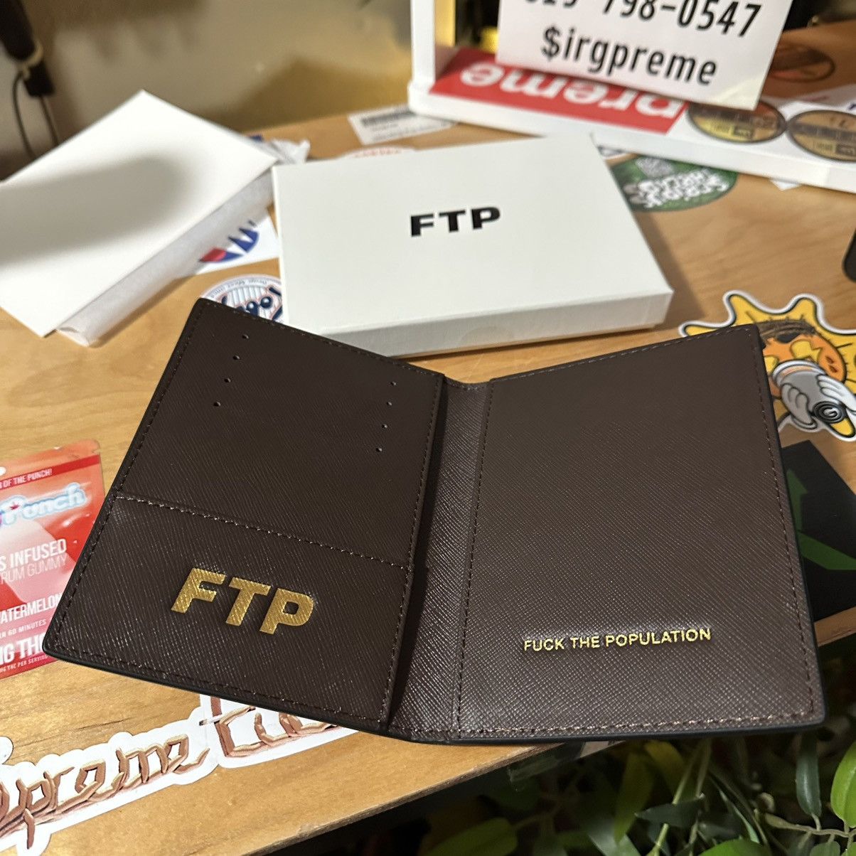 Fuck The Population FTP Brown Damier passport holder Size ONE SIZE - 3 Thumbnail
