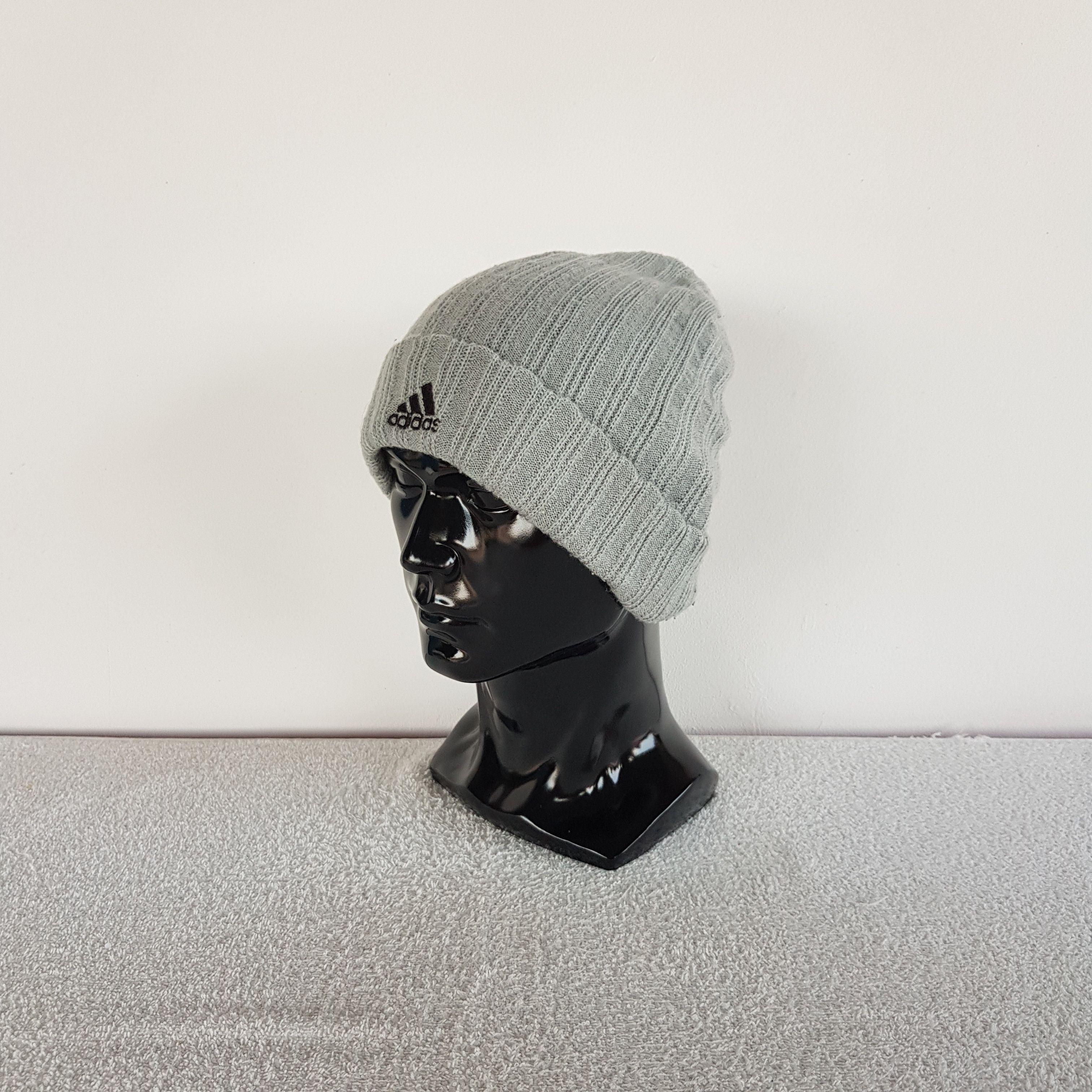 Adidas Vintage Adidas Beanie Adidas Snow Caps Adidas Hats Size ONE SIZE - 1 Thumbnail