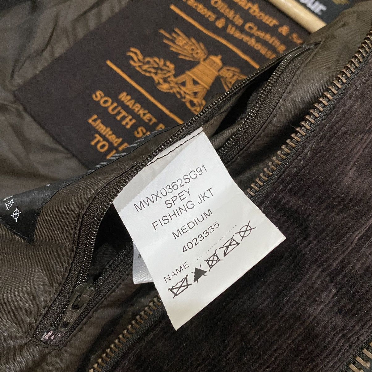 Barbour × TO KI TO 🔥BARBOUR TOKITO “SPEY FISHING’ TACTICAL POCKET WAXED JACKET Size US M / EU 48-50 / 2 - 21 Thumbnail