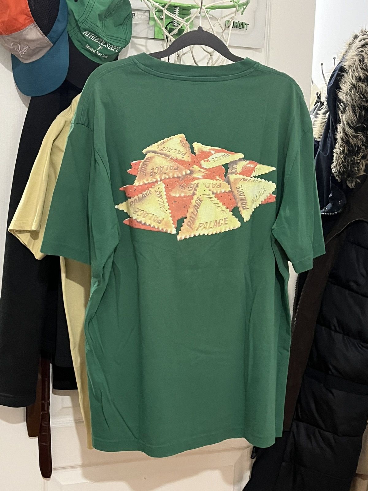 Palace Small Portion T-Shirt Size US L / EU 52-54 / 3 - 1 Thumbnail