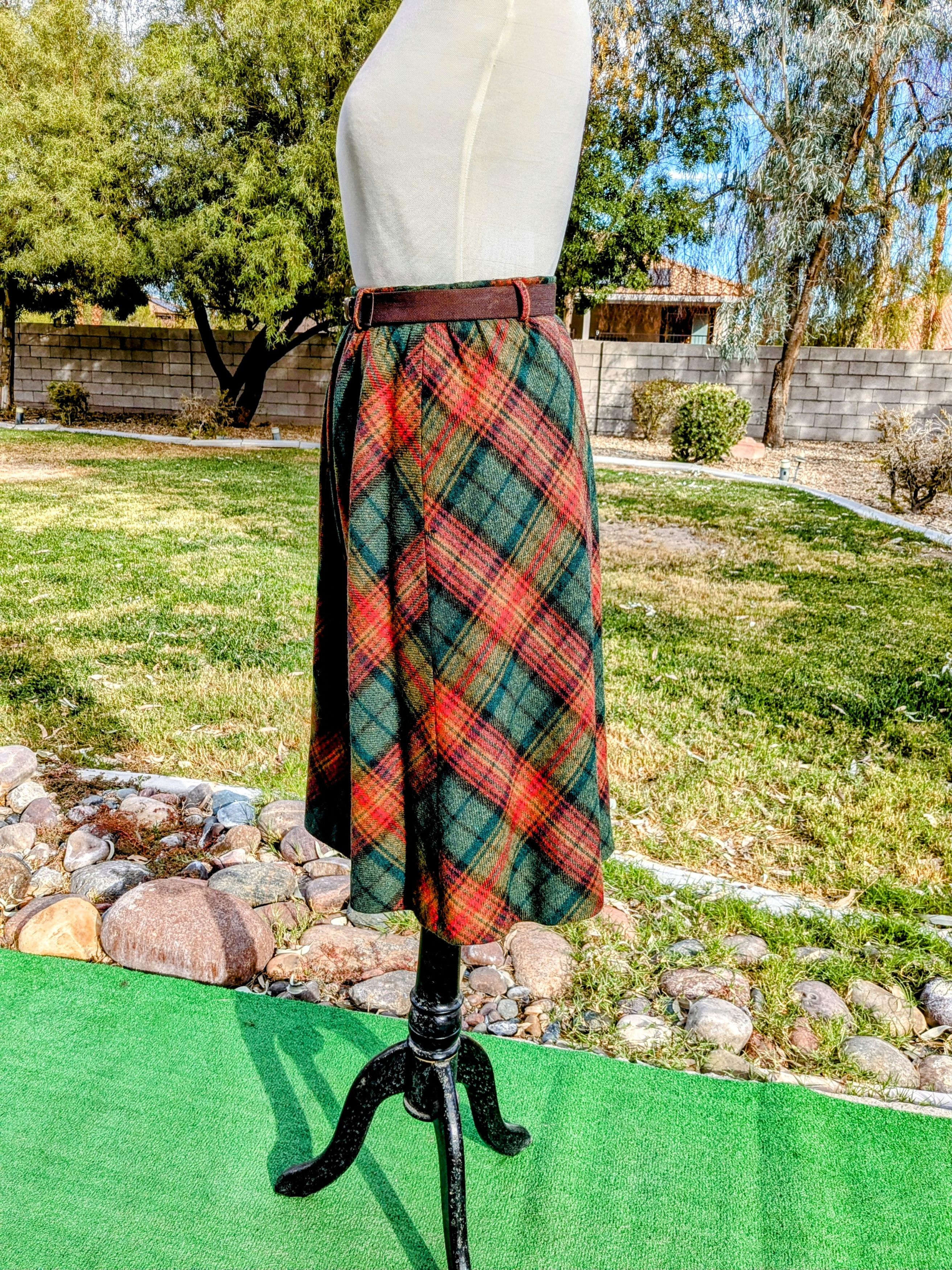 Vintage Vintage 1980s Japan Chell Yamamoto Retro Wool Blend Skirt Size 28" / US 6 / IT 42 - 5 Thumbnail