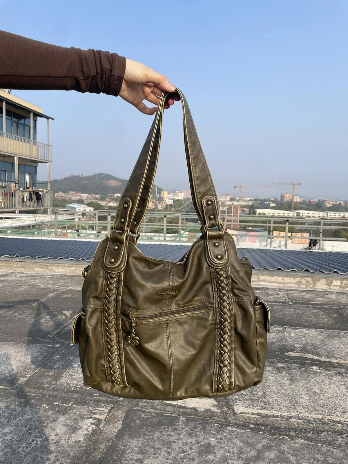 Vintage Vintage Y2K Shoulder Bag Size ONE SIZE - 5 Thumbnail