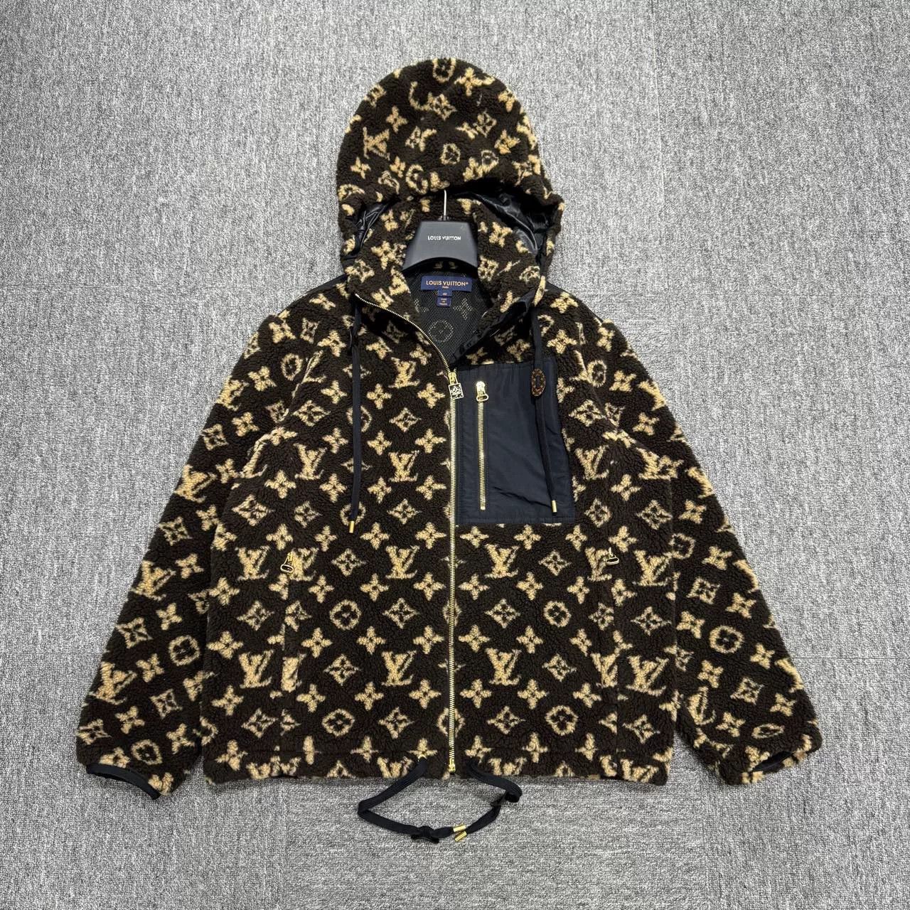 Louis Vuitton louis vuitton teddy coat in monogram print Size US L / EU 52-54 / 3 - 1 Thumbnail