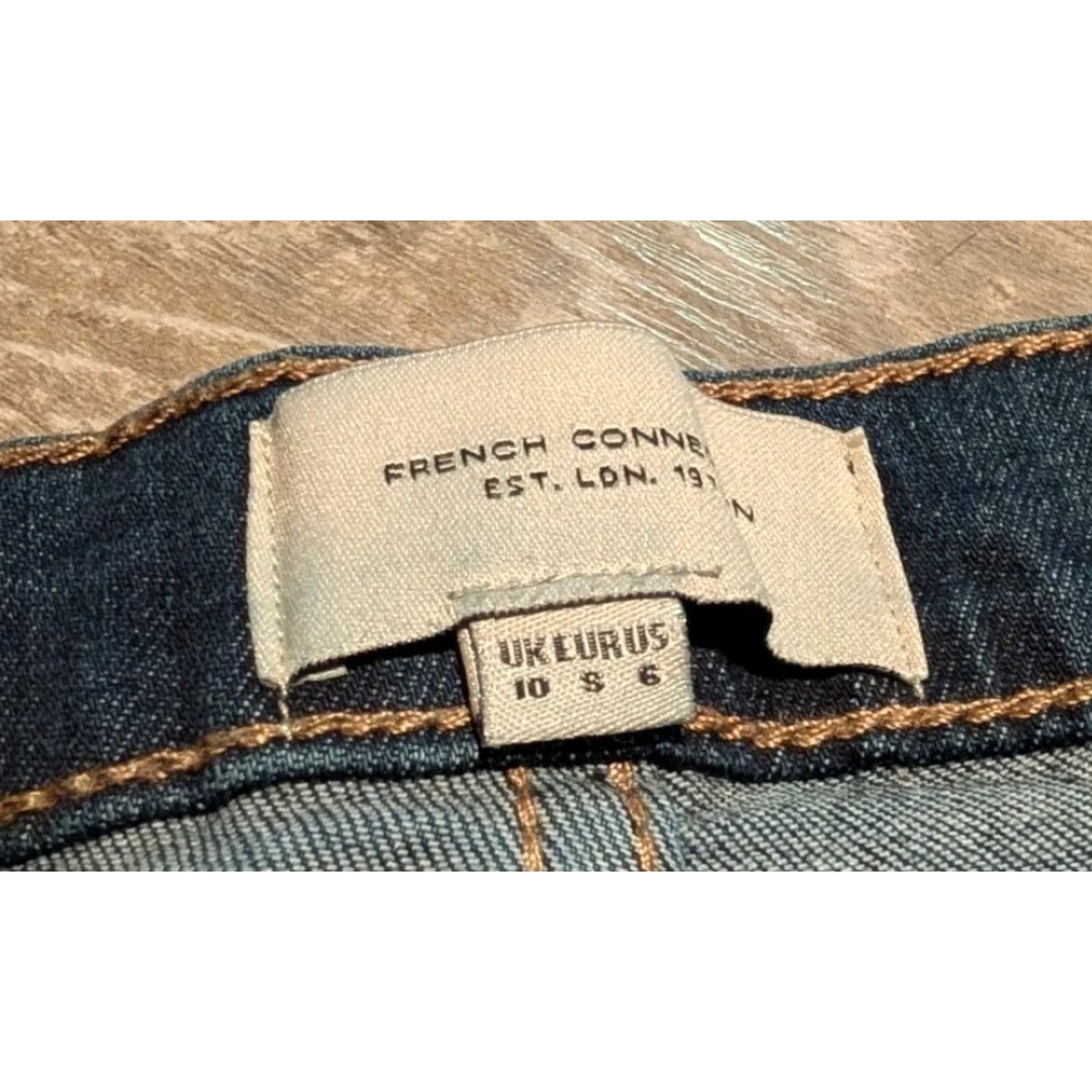 French Connection French Connection Jeans Skinny Jean Womens 6 Medium Blue 29.5in ZIP Button 5-Pocket Stretch Slim Reg Regular Modern Vintage Style 74STC Size 28" / US 6 / IT 42 - 6 Thumbnail