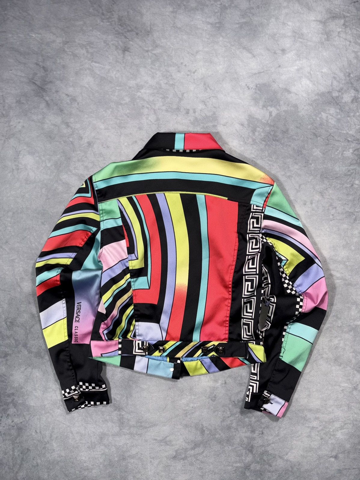 Versace Iconic Versace Classic V2 Runway 90s Jacket Size US M / EU 48-50 / 2 - 5 Thumbnail