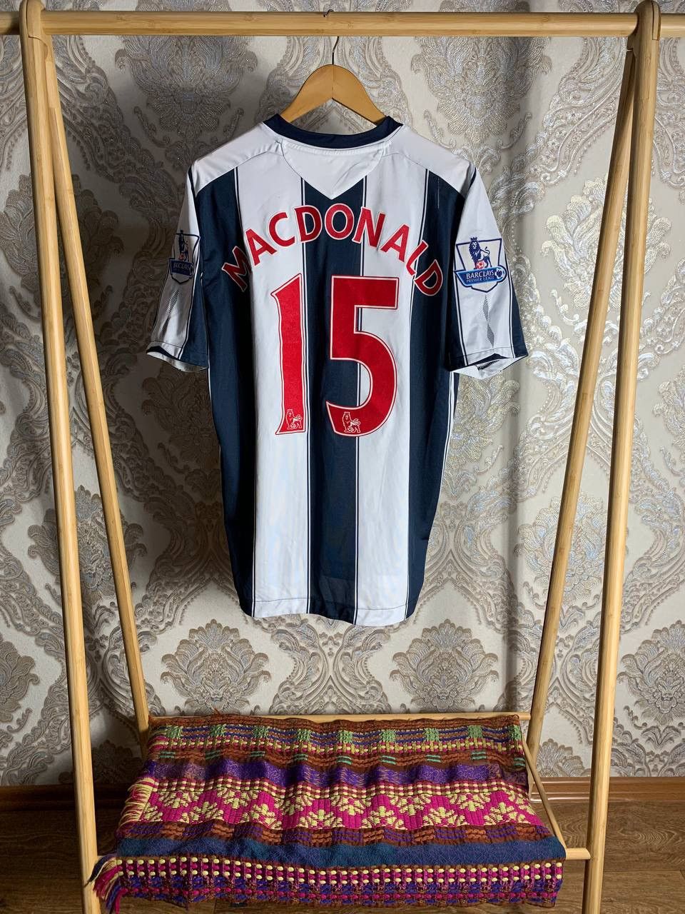 Umbro VINTAGE UMBRO FC WEST BROMWICH ALBION ENGLAND SOCCER JERSEY Size US XL / EU 56 / 4 - 1 Thumbnail