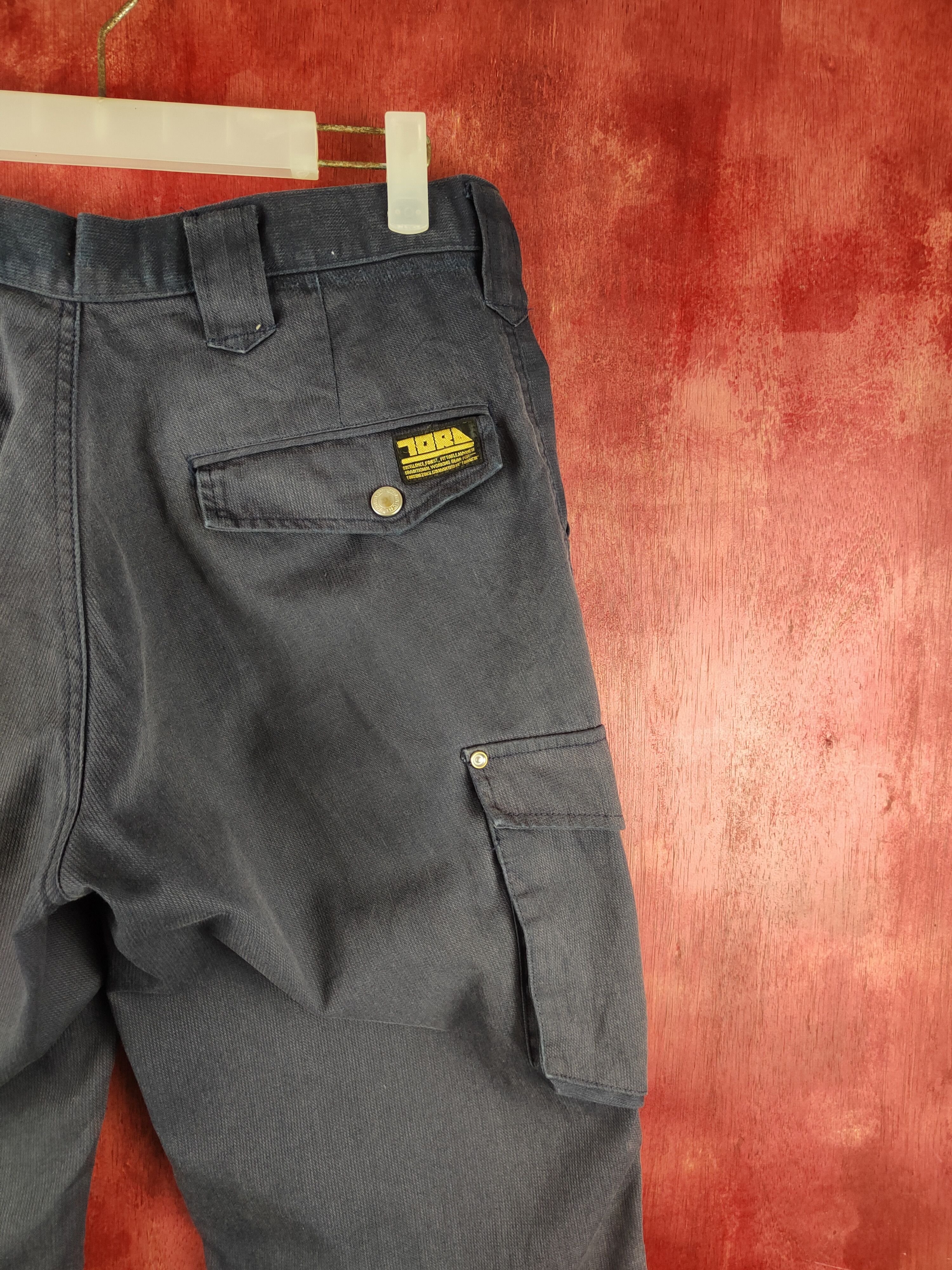 Japanese Brand Vintage Japanese Faded Dark Blue Cargo Pants N#S44 Size US 31 - 12 Thumbnail