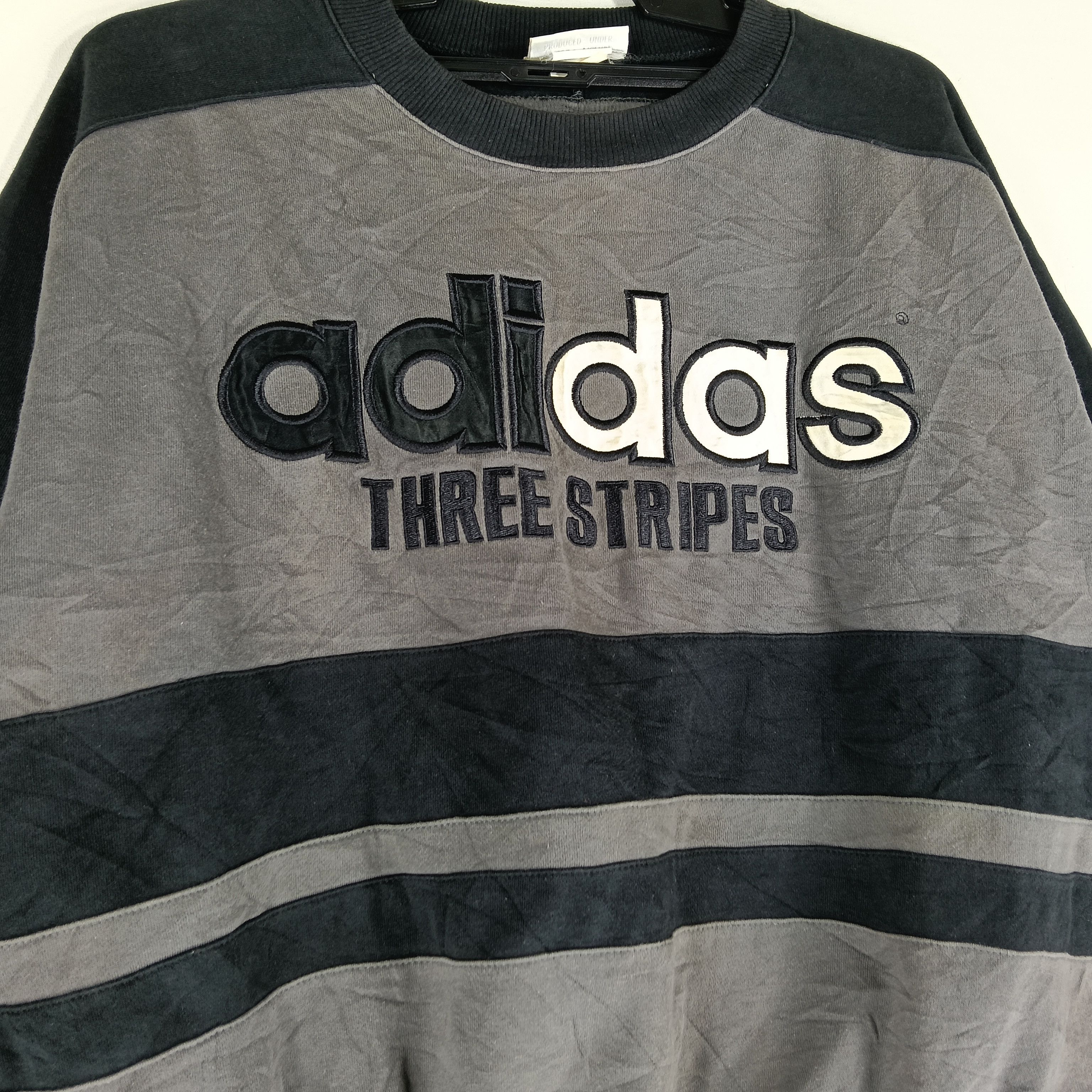 Adidas Vintage Adidas sweatshirt Size US L / EU 52-54 / 3 - 5 Thumbnail