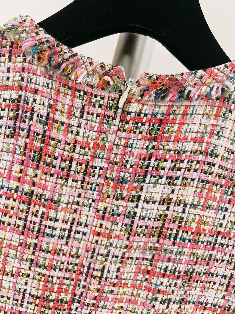 Chanel Chanel 17 colourful knitted dress Xiaoxiang V-neck fur-edg Size XS / US 0-2 / IT 36-38 - 4 Thumbnail
